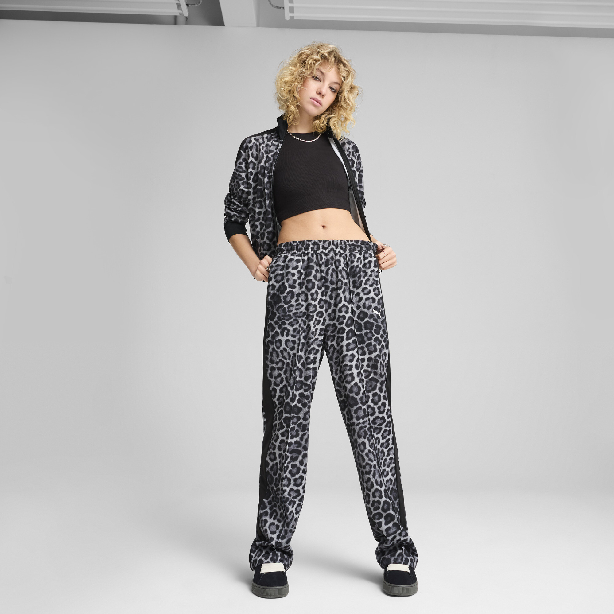 PUMA T7 LEO LUXE all-over print rechte broek voor Dames, Zwart, Maat XL thumbnail 6