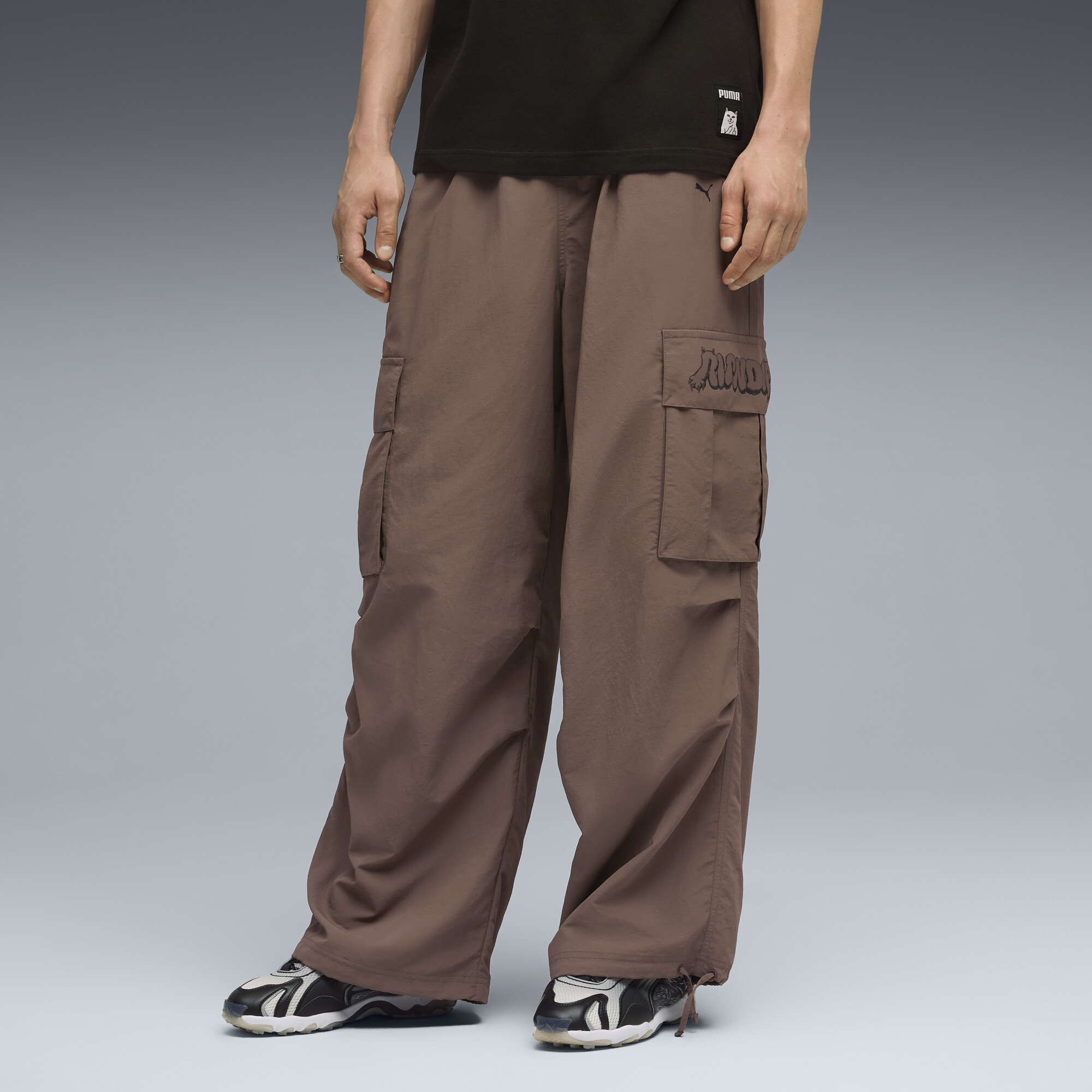 Штани PUMA x RIPNDIP Cargo Pants Men | Колір: Коричневий | Flat