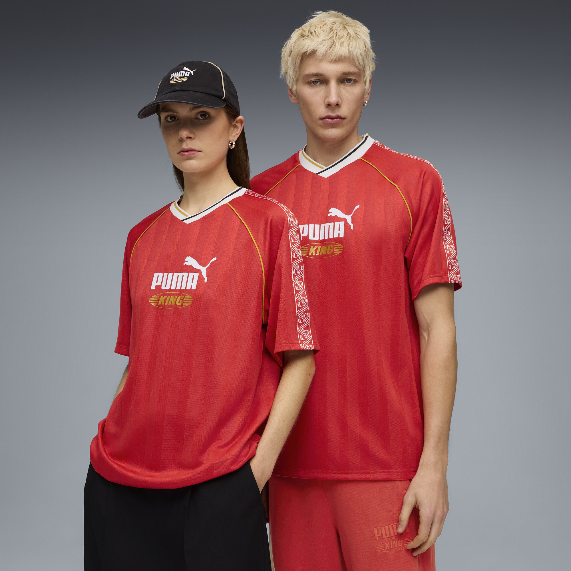 Camiseta de fútbol holgada KING
