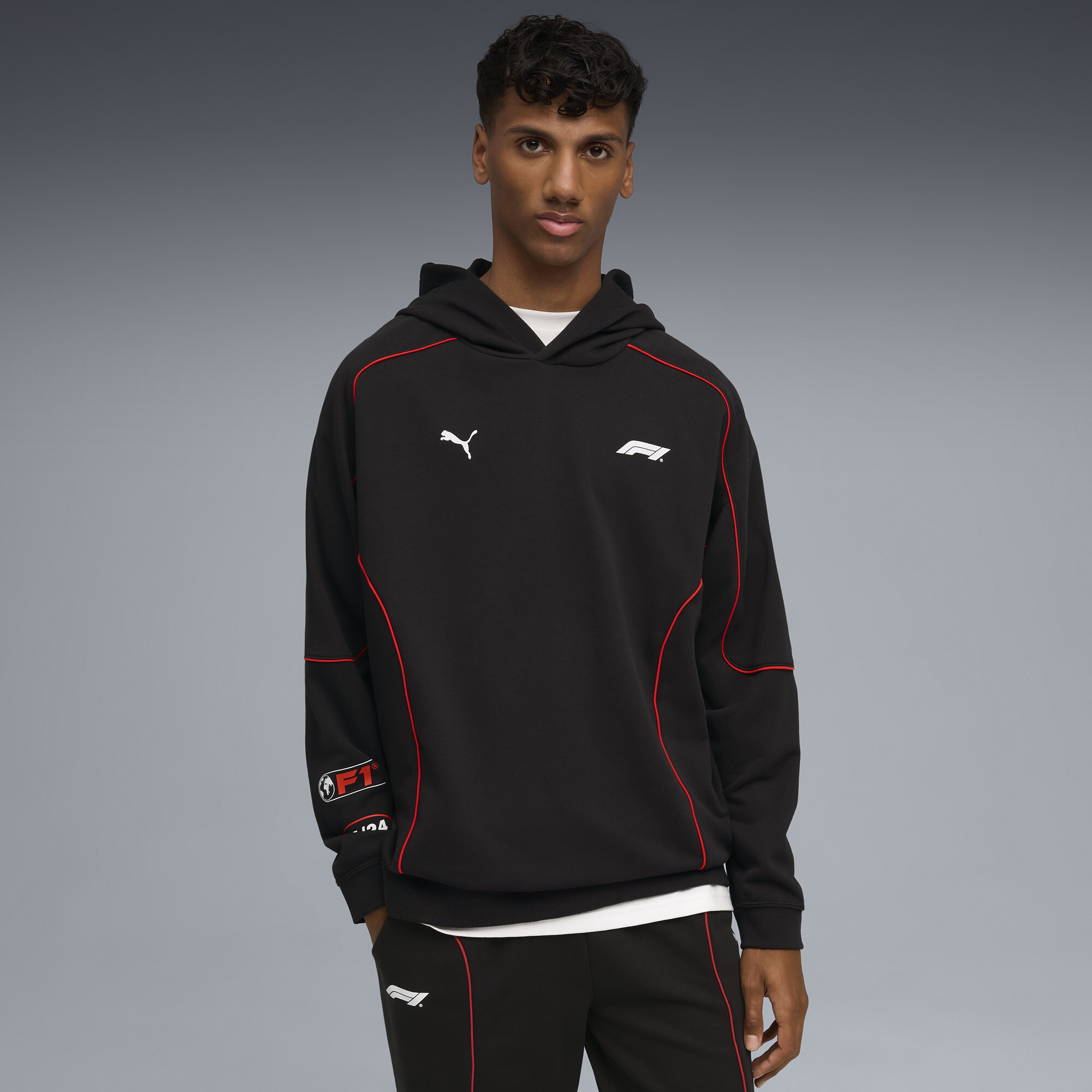 Худи F1® Relaxed Graphic Hoodie Men | Цвет: Черный | Puma Black