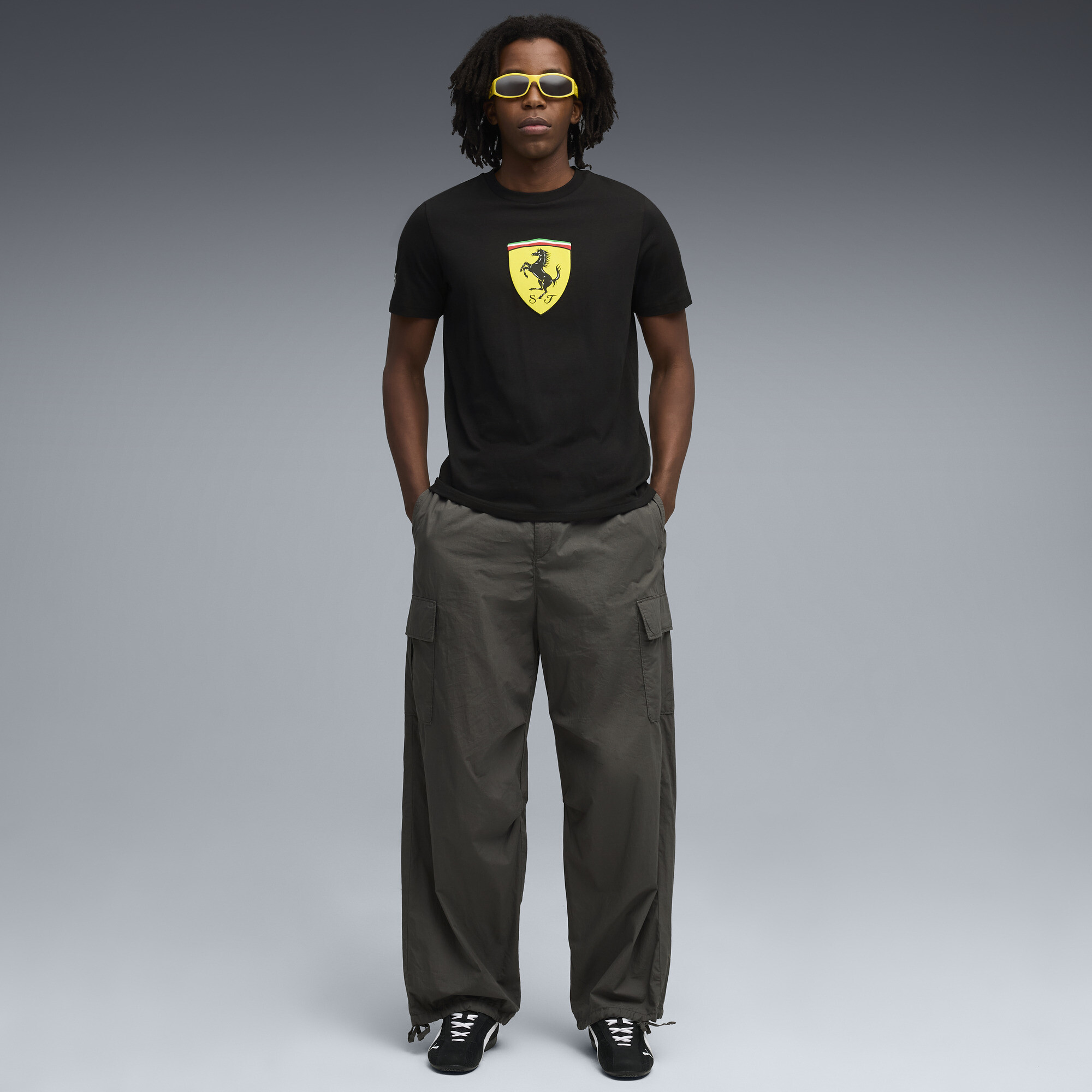 PUMA Scuderia Ferrari Sportswear ColouRood Shield T-shirt voor Heren, Zwart, Maat L thumbnail 2