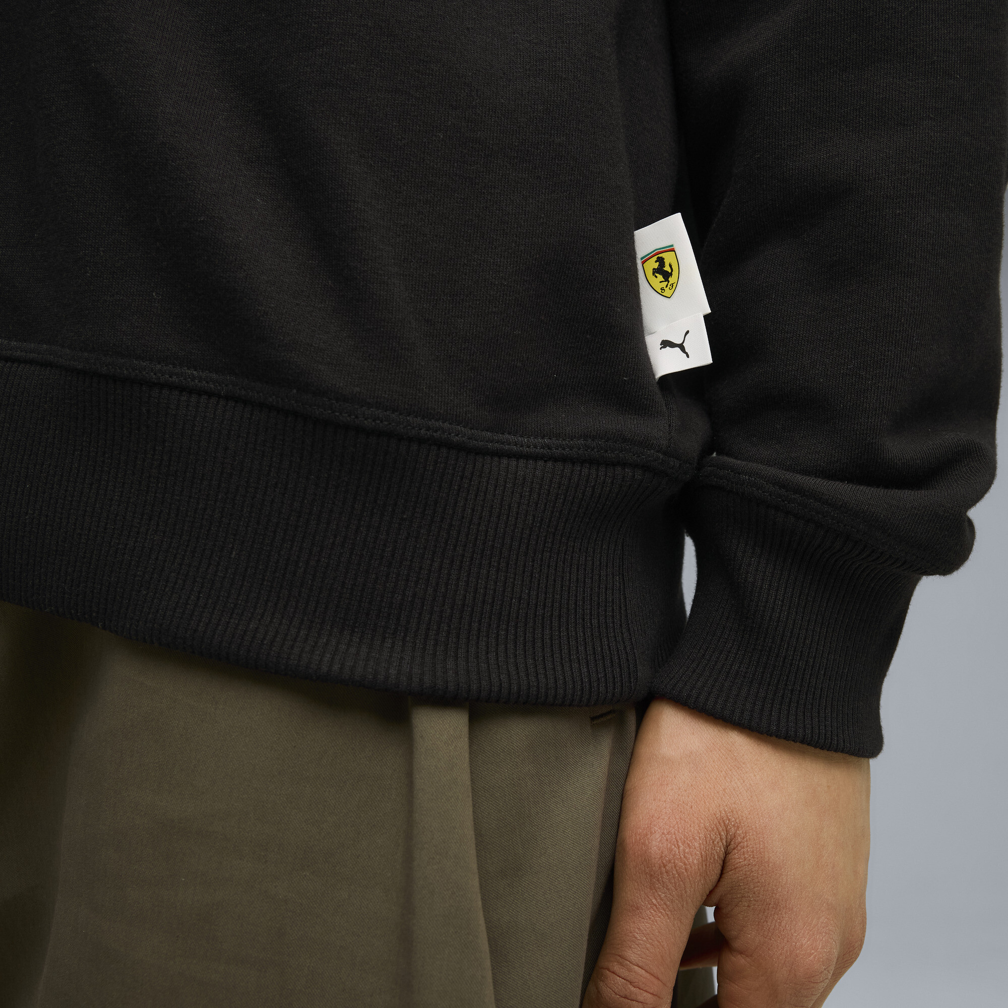 PUMA Scuderia Ferrari Sportswear Shield trui met ronde hals voor Heren, Zwart, Maat 3XL thumbnail 2