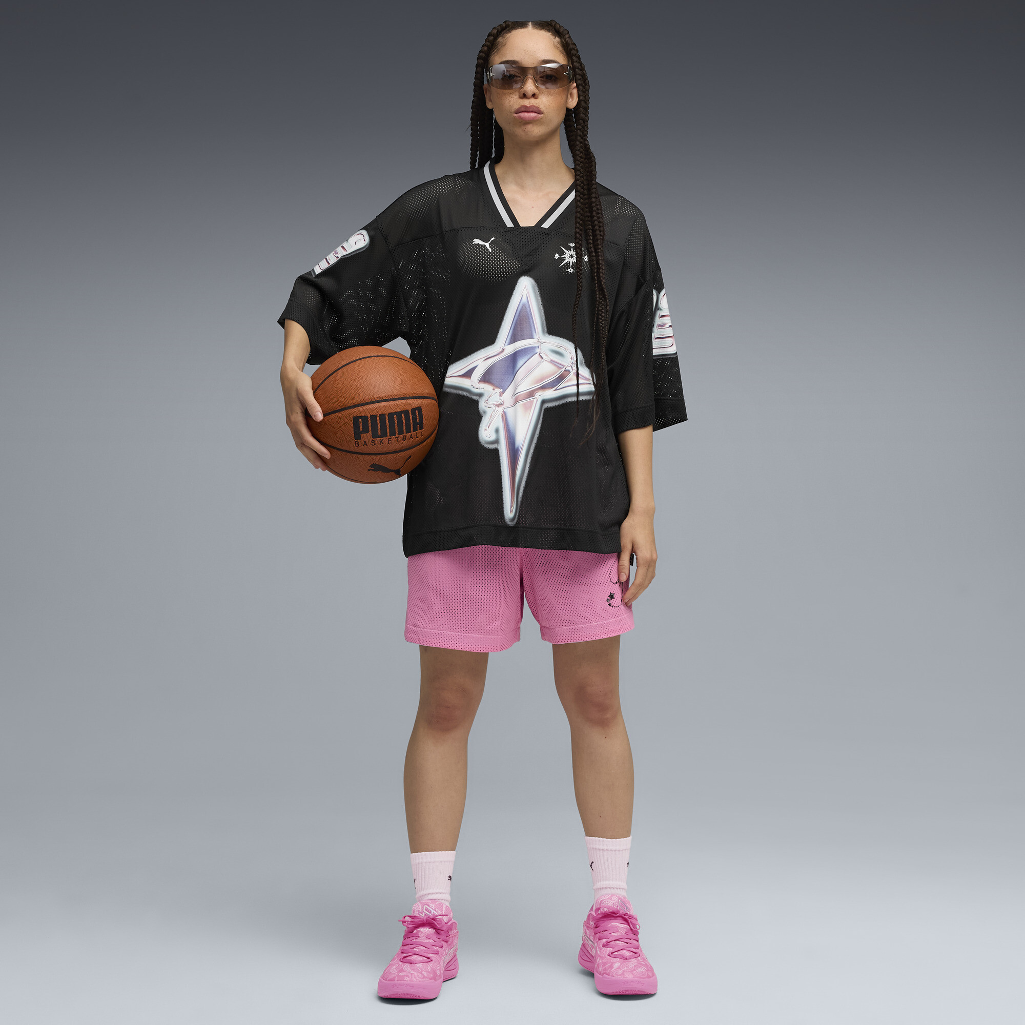 PUMA Shooting Stars shirt voor Dames, Zwart, Maat M thumbnail 2