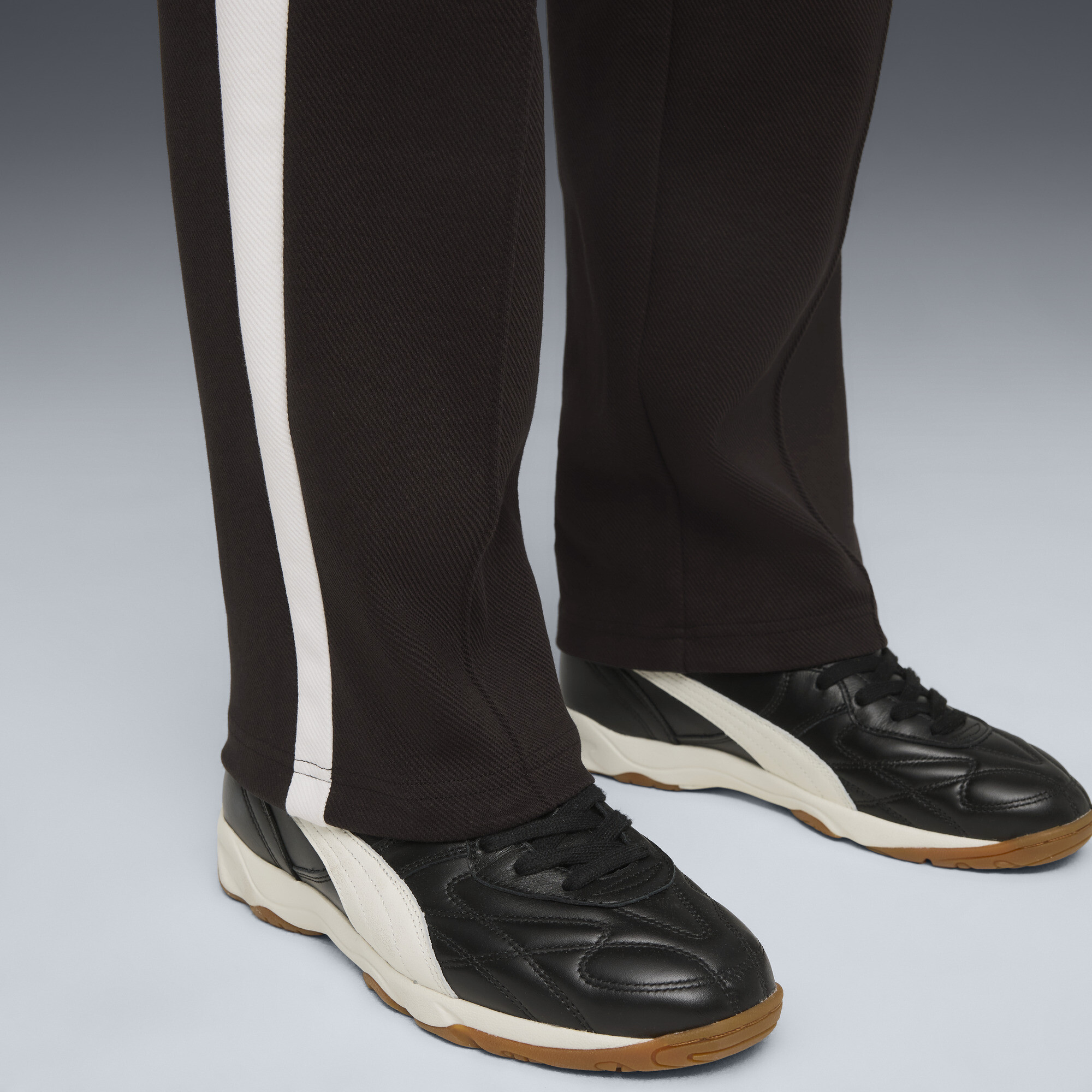 PUMA T7 Relaxed Jacquard uniseks trainingsbroek, Zwart/Wit, Maat XL thumbnail 4