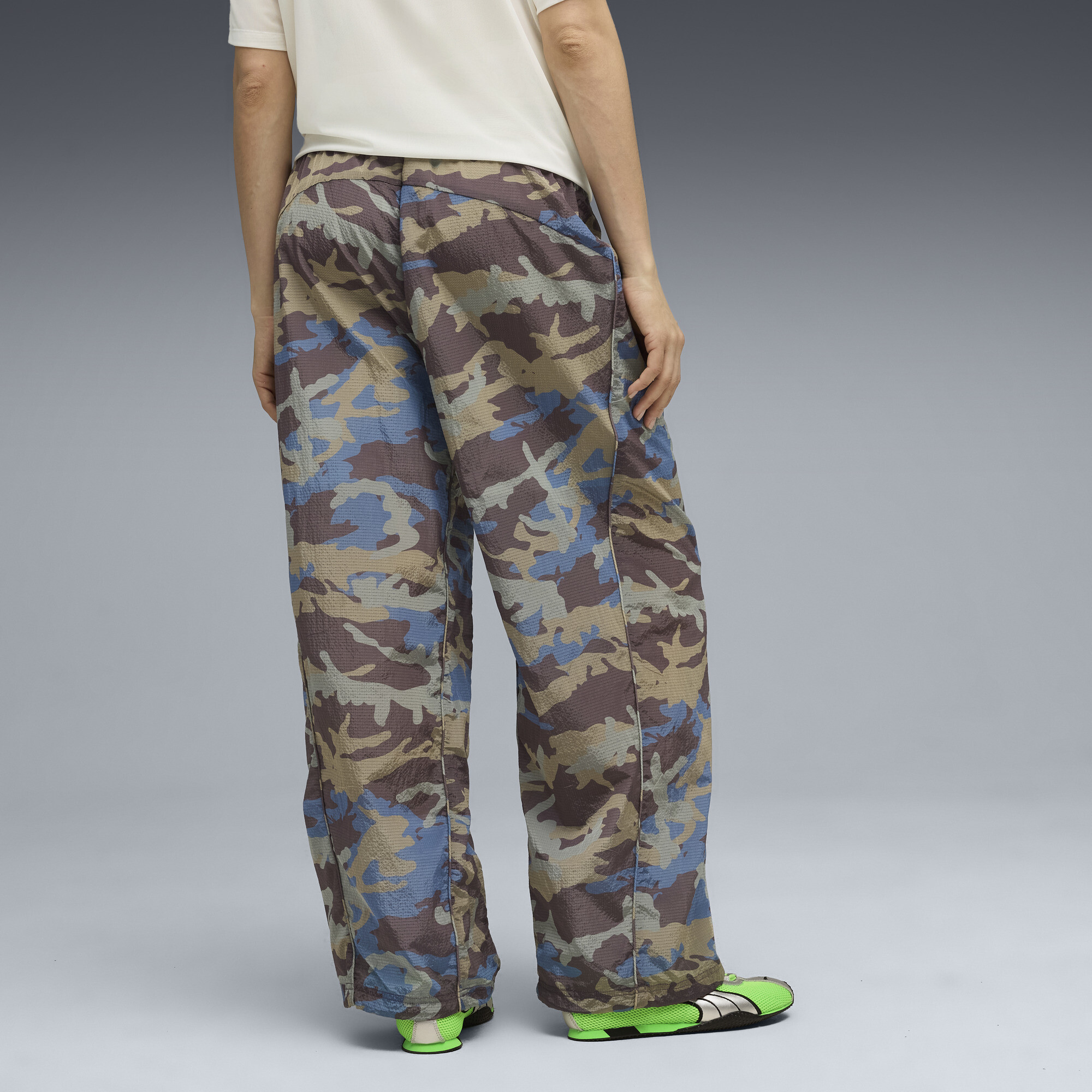 PUMA CLRT uniseks ripstopbroek met all-over-print, Maat M thumbnail 5