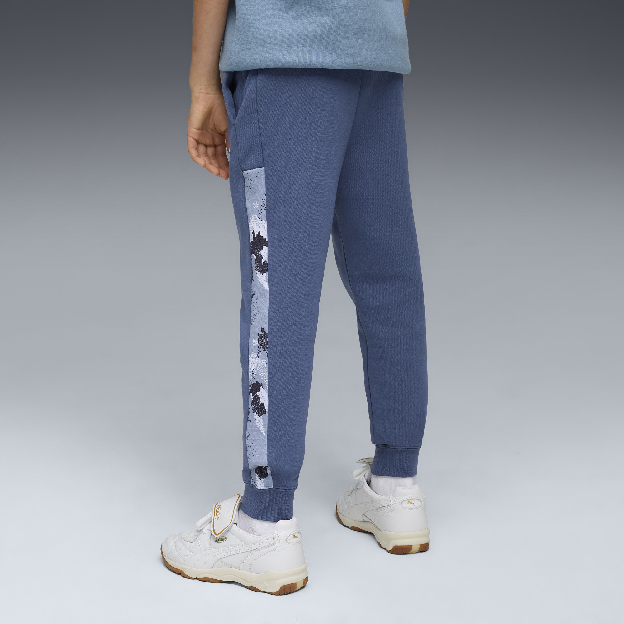 PUMA Essentials camouflagesweatpants voor Heren, Maat 11-12Y thumbnail 5