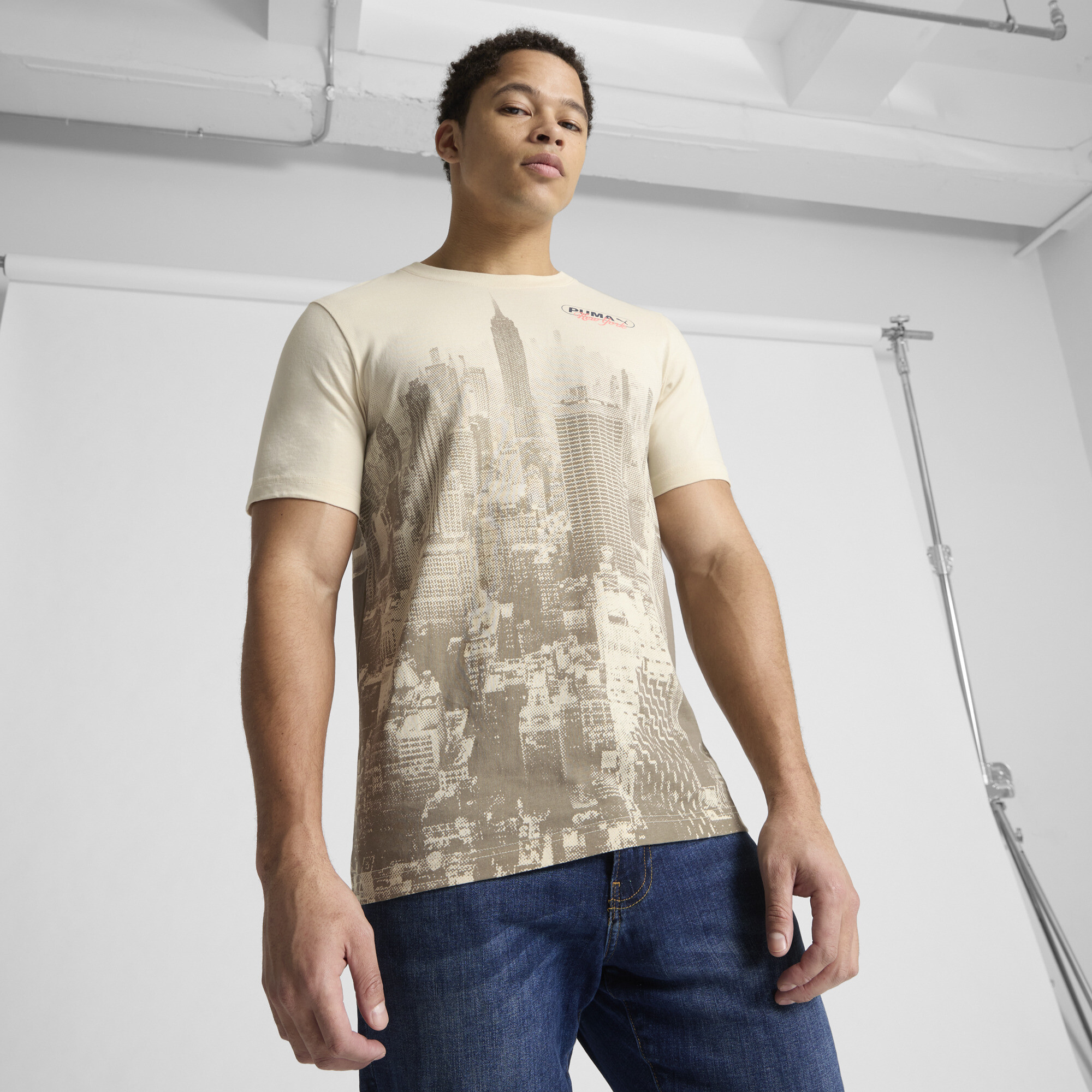Puma Graphics Nyc Skyline T-shirt In White
