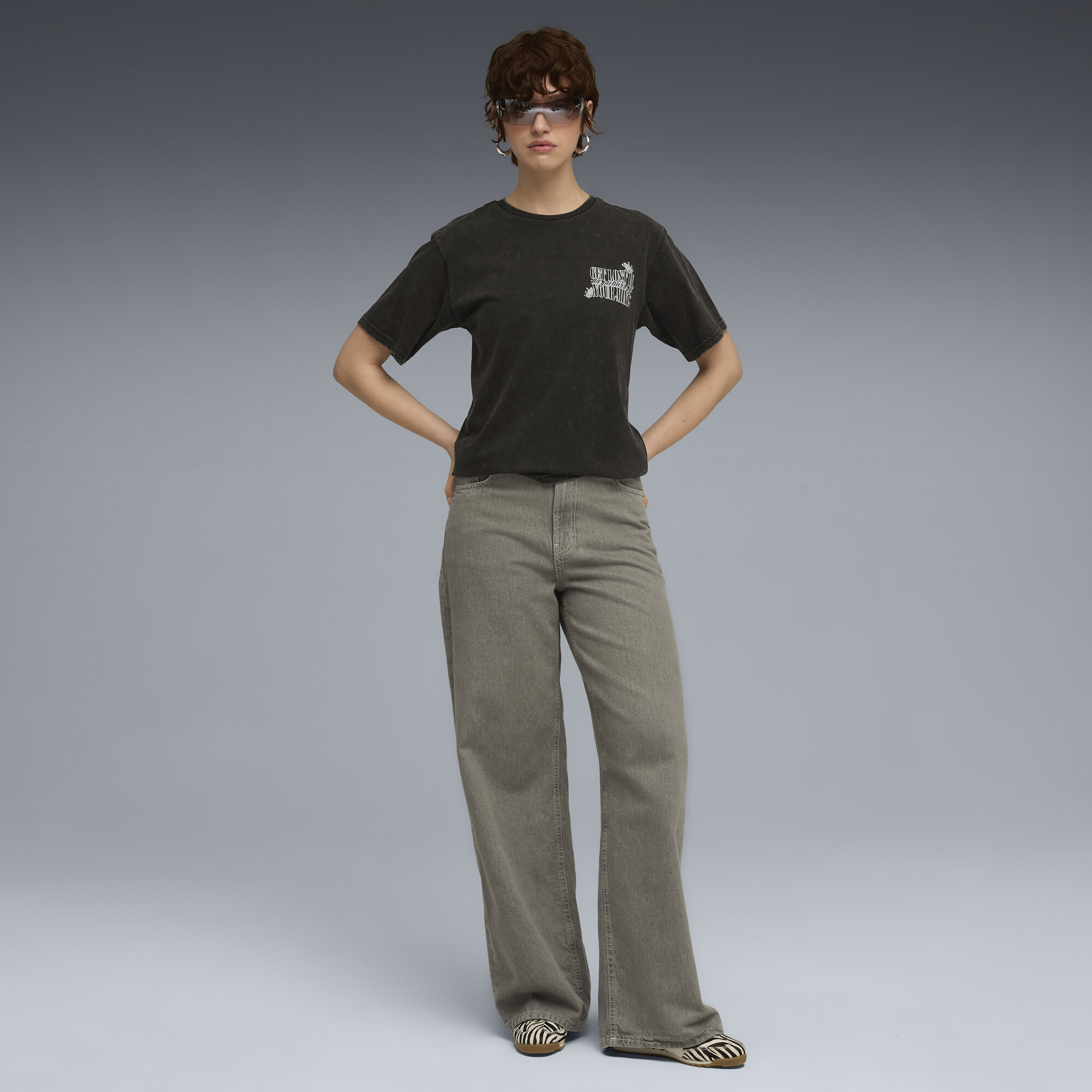 PUMA Graphic Paradise Mindset verwassen relaxed T-shirt voor Dames, Zwart, Maat XS thumbnail 4