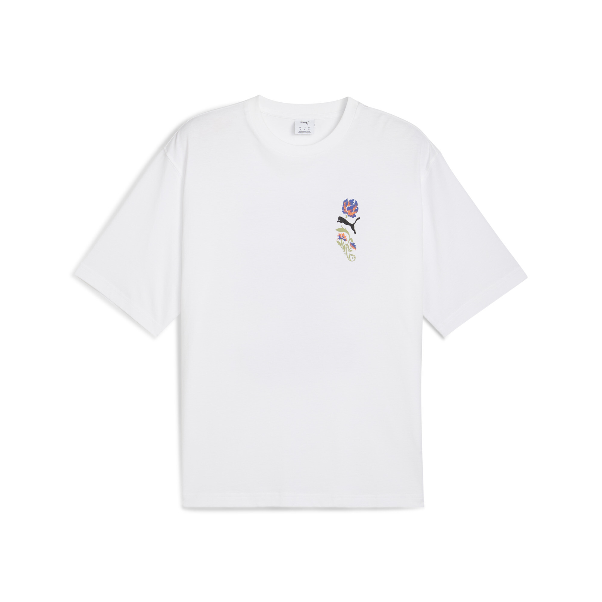 商品情報フロントとバックに鮮やかな花のグラフィックをあしらった半袖Tシャツ。普段のカジュアルウェアに新鮮なタッチを加えます。ボックスシルエット、レギュラー丈のシルエットで普段使いのアイテムにぴったりの