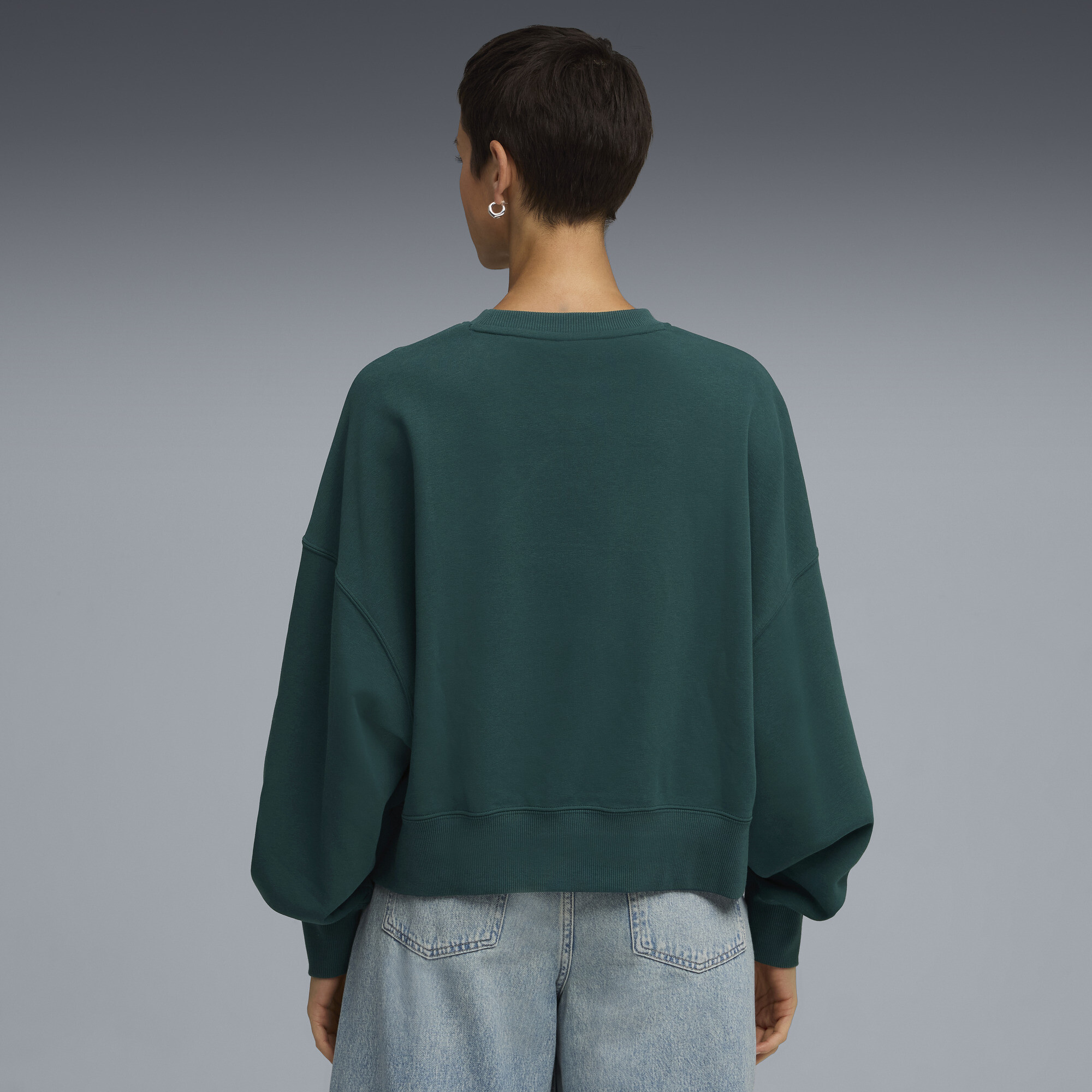 PUMA Wardrobe Essentials Sports Legacy oversized sweatshirt met ronde hals en print voor Dames, Groen, Maat S thumbnail 5