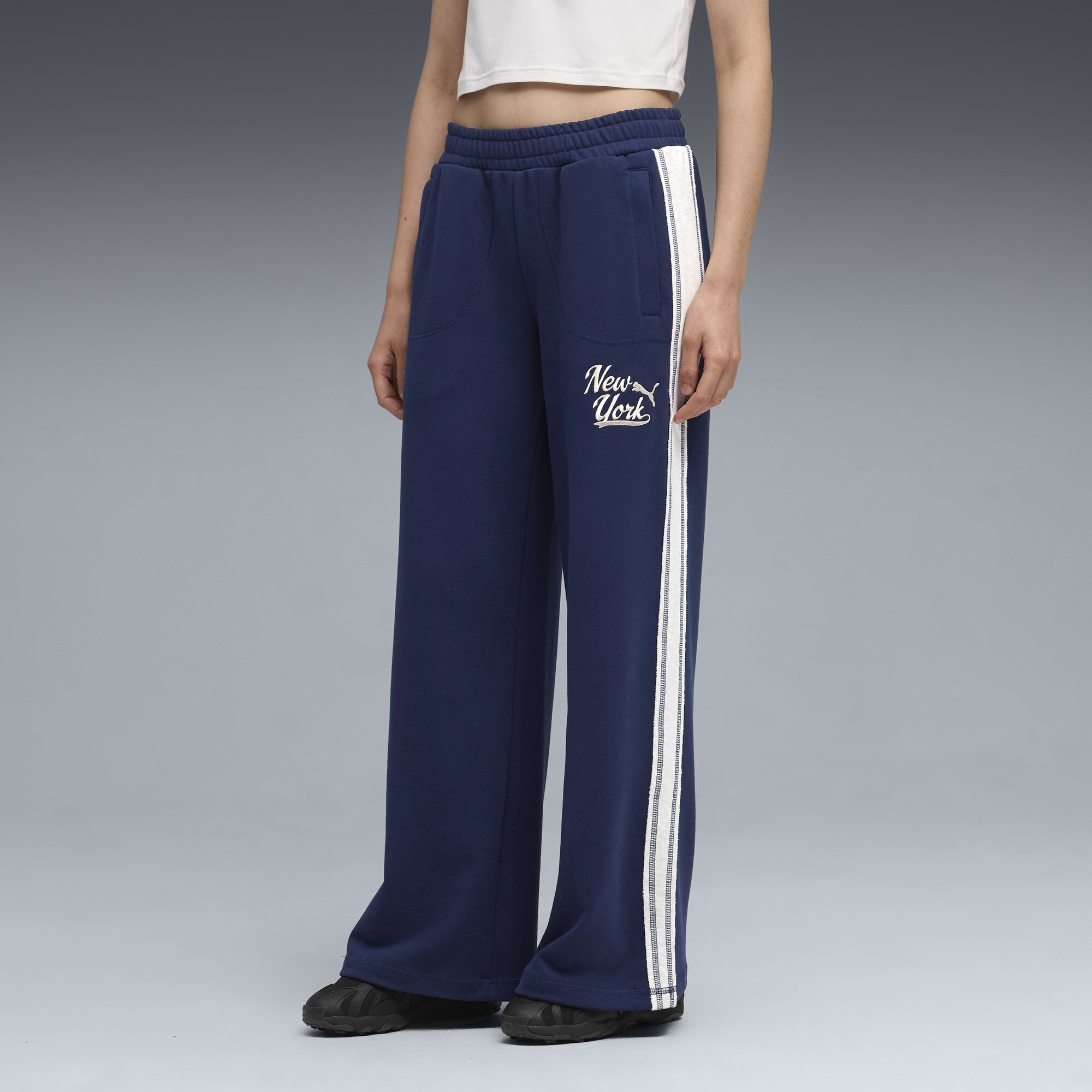 PUMA T7 NYC Women's Track Pants in Blue, Size XL
