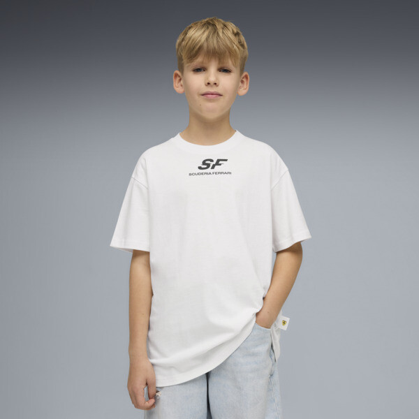 Remera PUMA estampada Scuderia Ferrari Car juvenil En Blanco