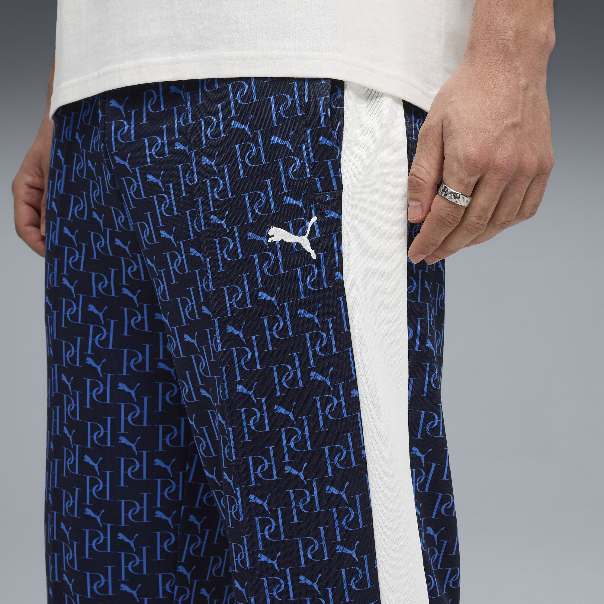 PUMA T7 All-Over Print Relaxed trainingsbroek voor Heren, Blauw, Maat XS thumbnail 7