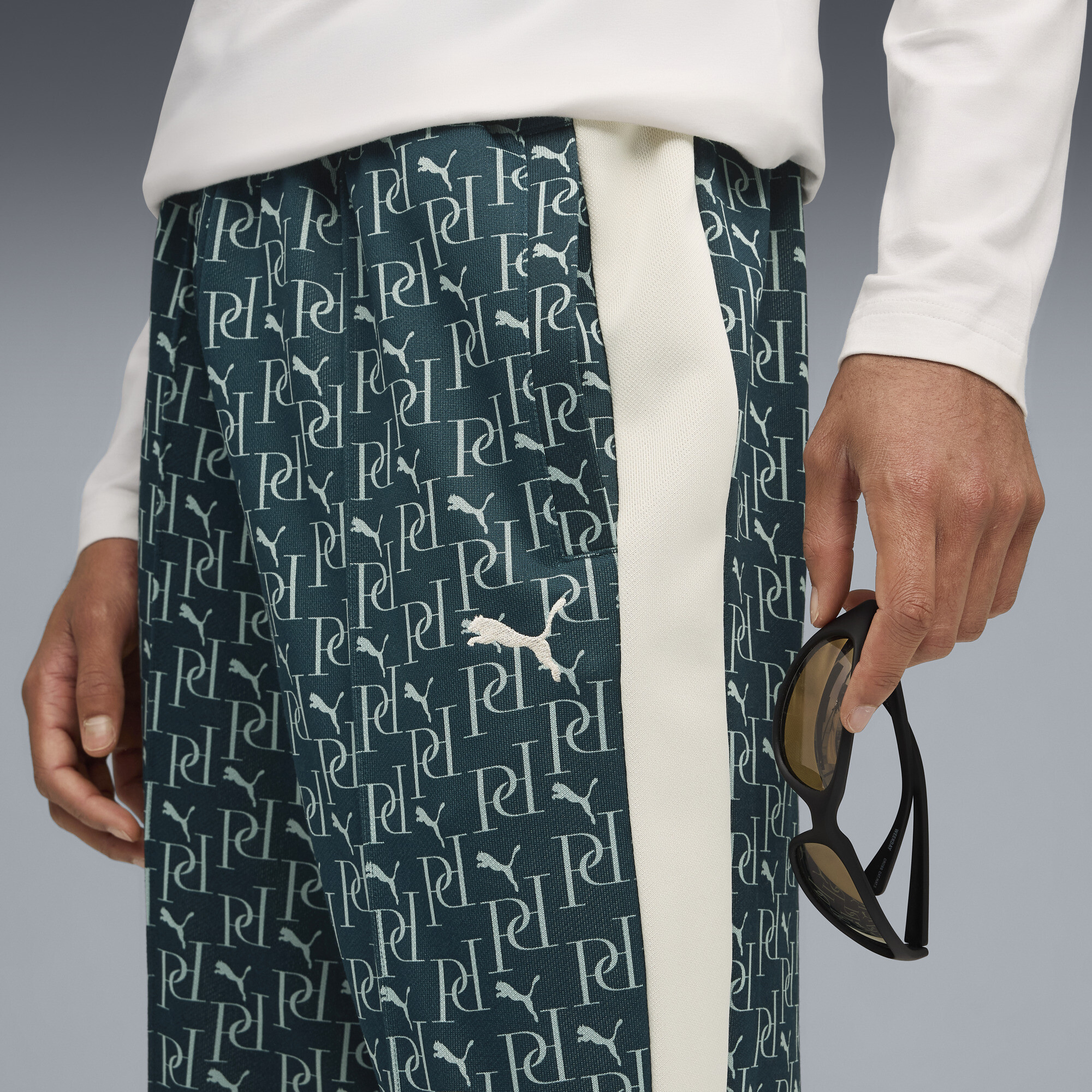 PUMA T7 All-Over Print Relaxed trainingsbroek voor Heren, Groen, Maat XS thumbnail 7