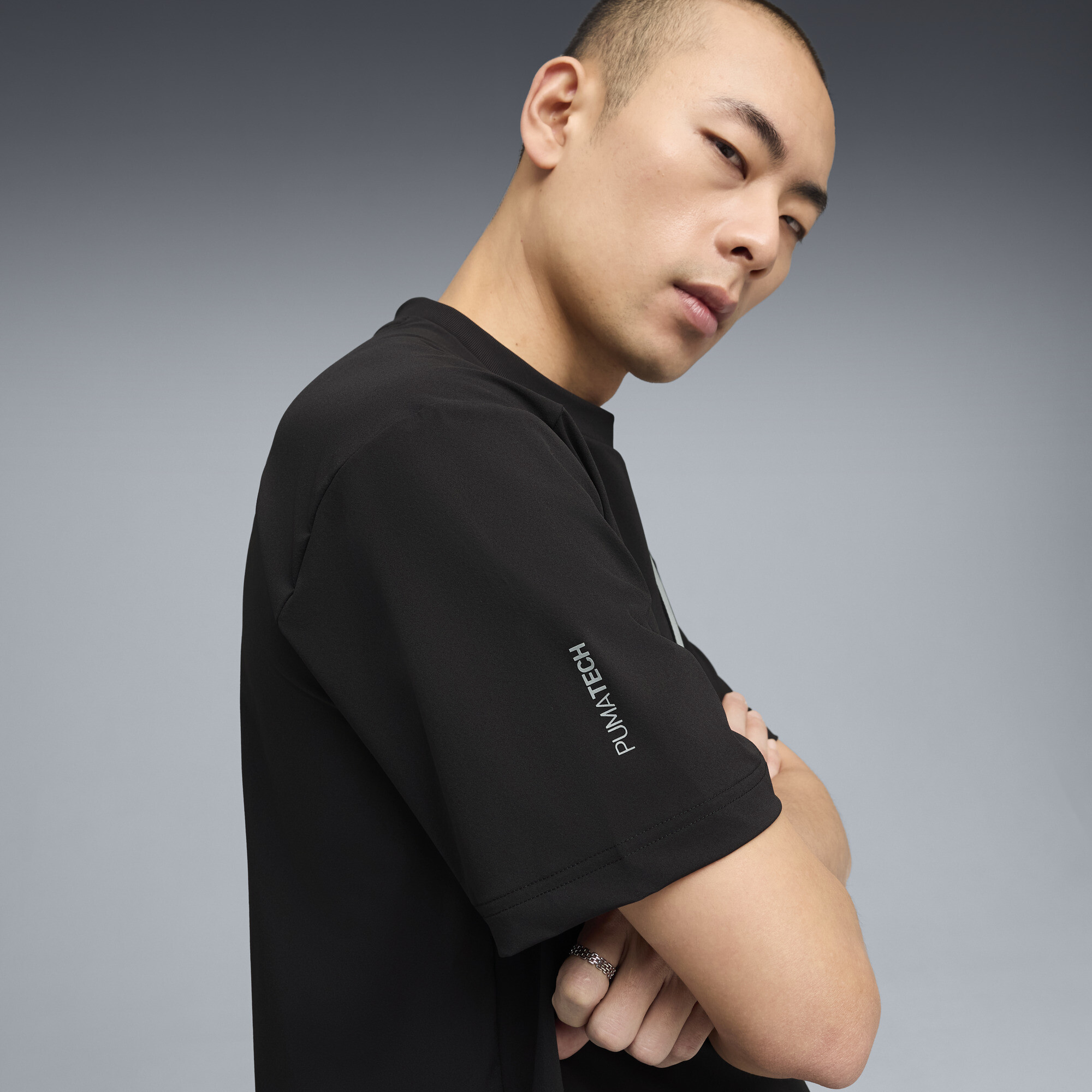 PUMATECH relaxed T-shirt met zak voor Heren, Zwart, Maat M thumbnail 5