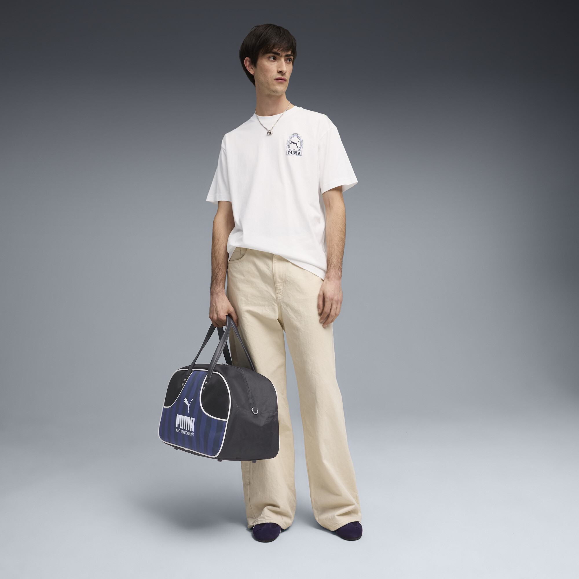 PUMA Graphic Relaxed T-shirt voor Heren, Wit, Maat XS thumbnail 4