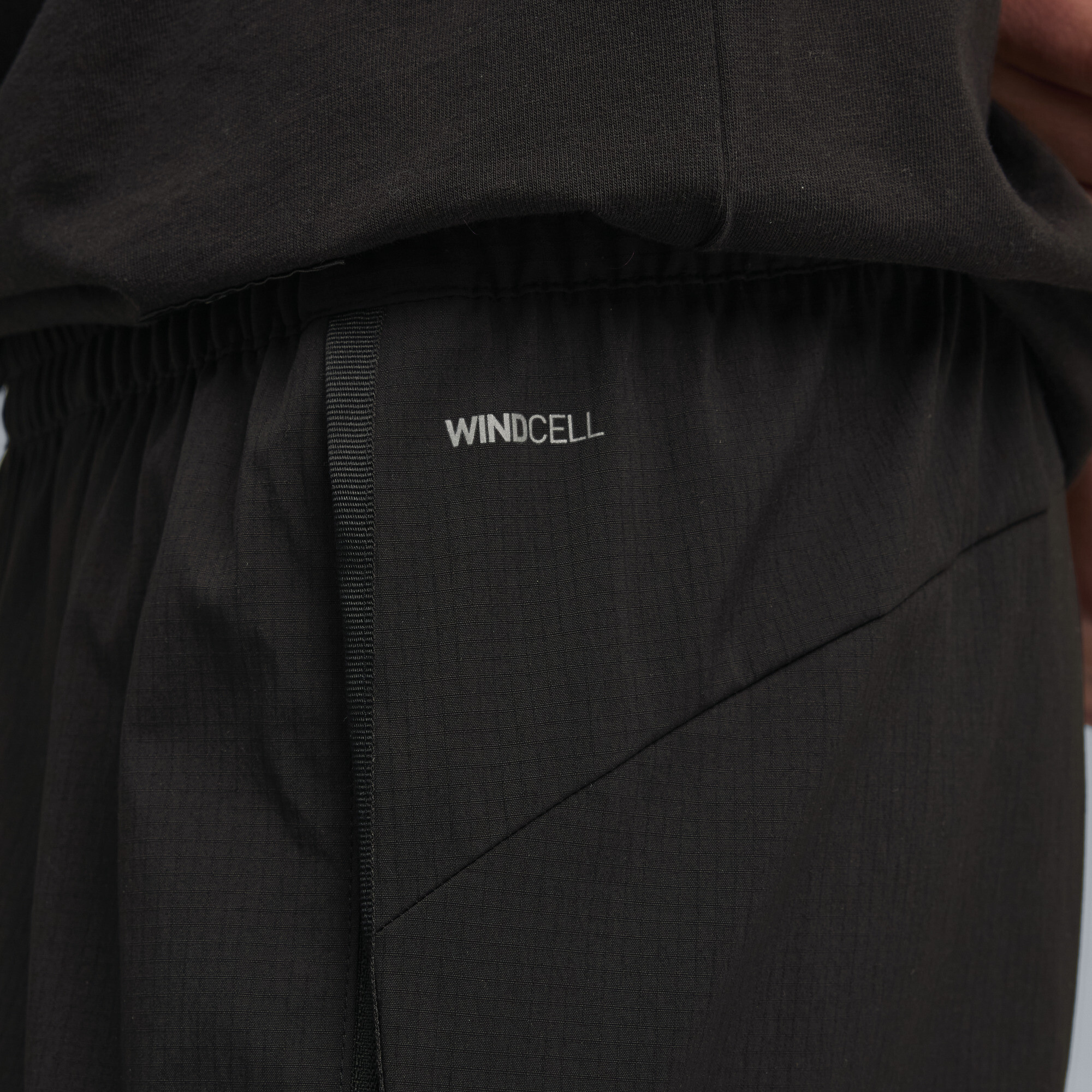 PUMA x ASTON MARTIN ARAMCO F1Â® TEAM PUMATECH broek voor Heren, Zwart, Maat XL thumbnail 2