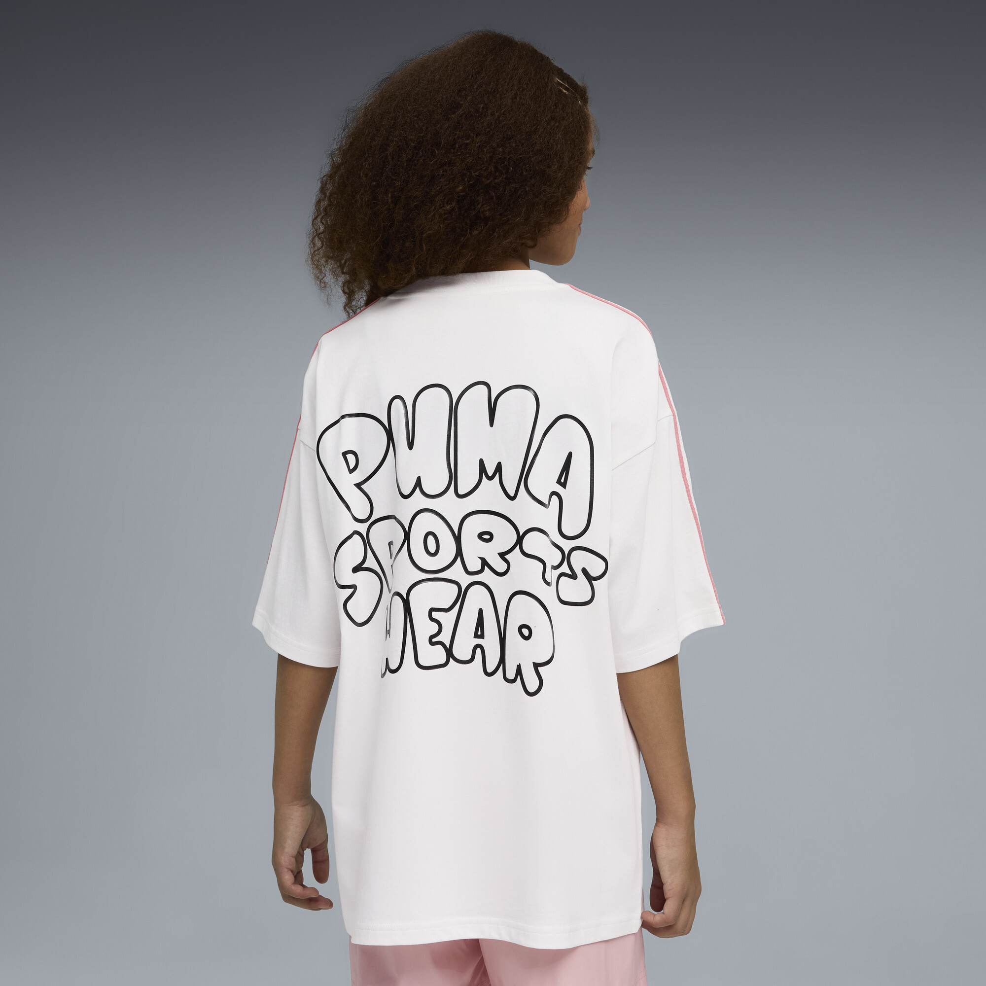 PUMA Oversized grafisch T-shirt voor Dames, Wit, Maat 15-16Y thumbnail 3