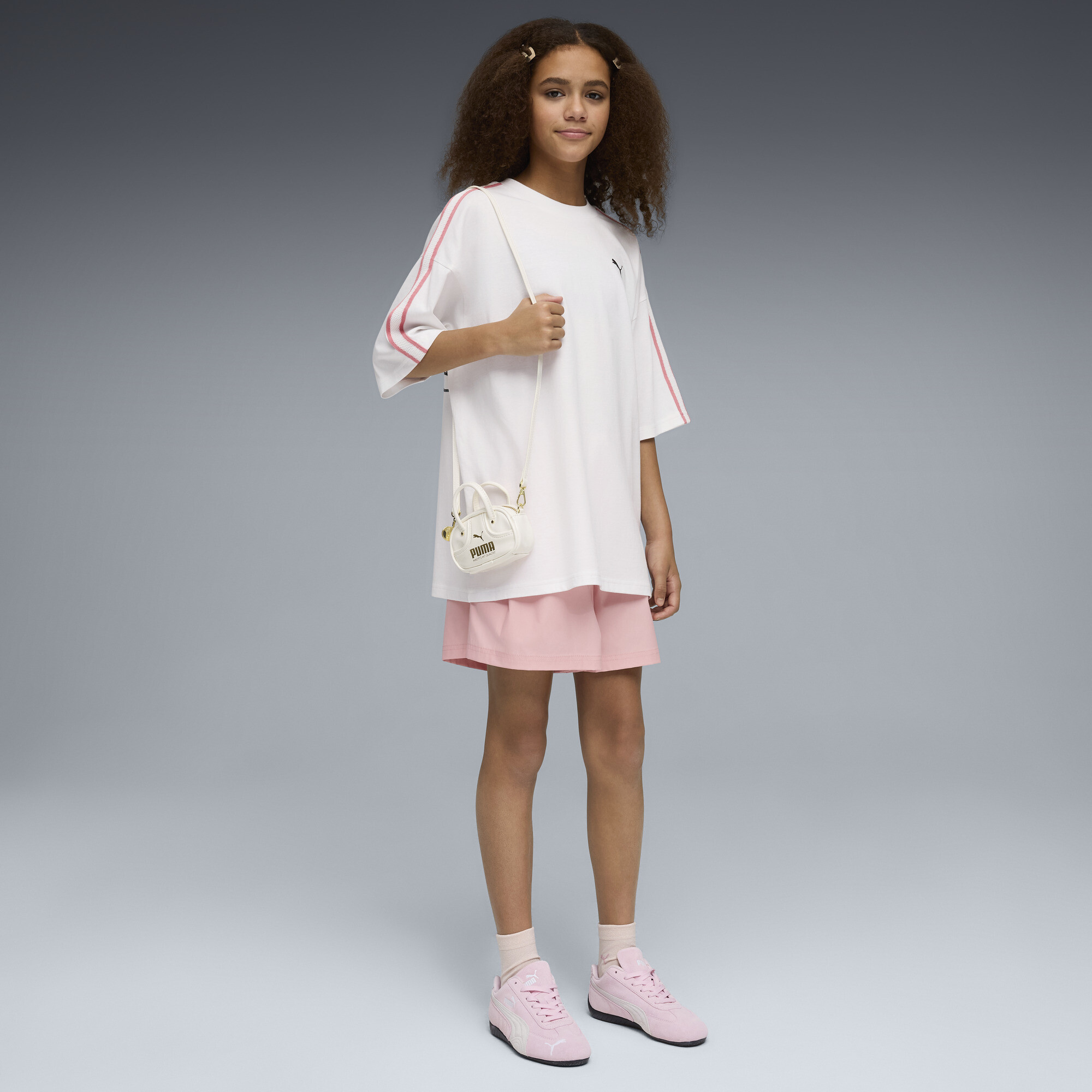 PUMA Oversized grafisch T-shirt voor Dames, Wit, Maat 15-16Y thumbnail 2