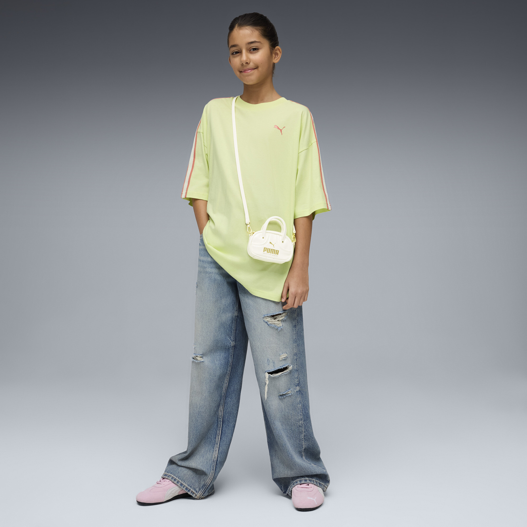 PUMA Oversized grafisch T-shirt voor Dames, Maat 11-12Y thumbnail 2