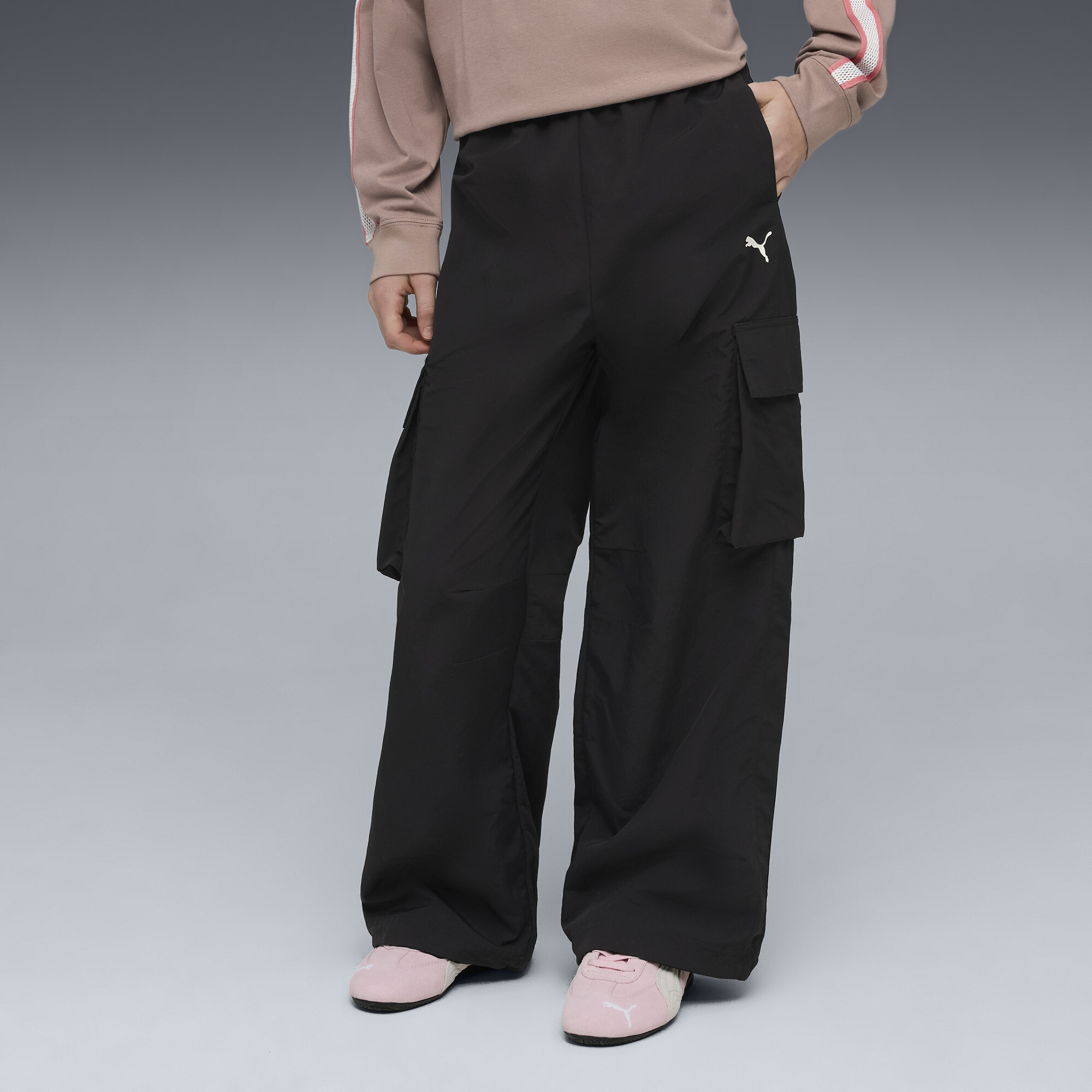 PUMA Luminous Cloud T7 Big Kids' Relaxed Cargo Pants in Black, Size M