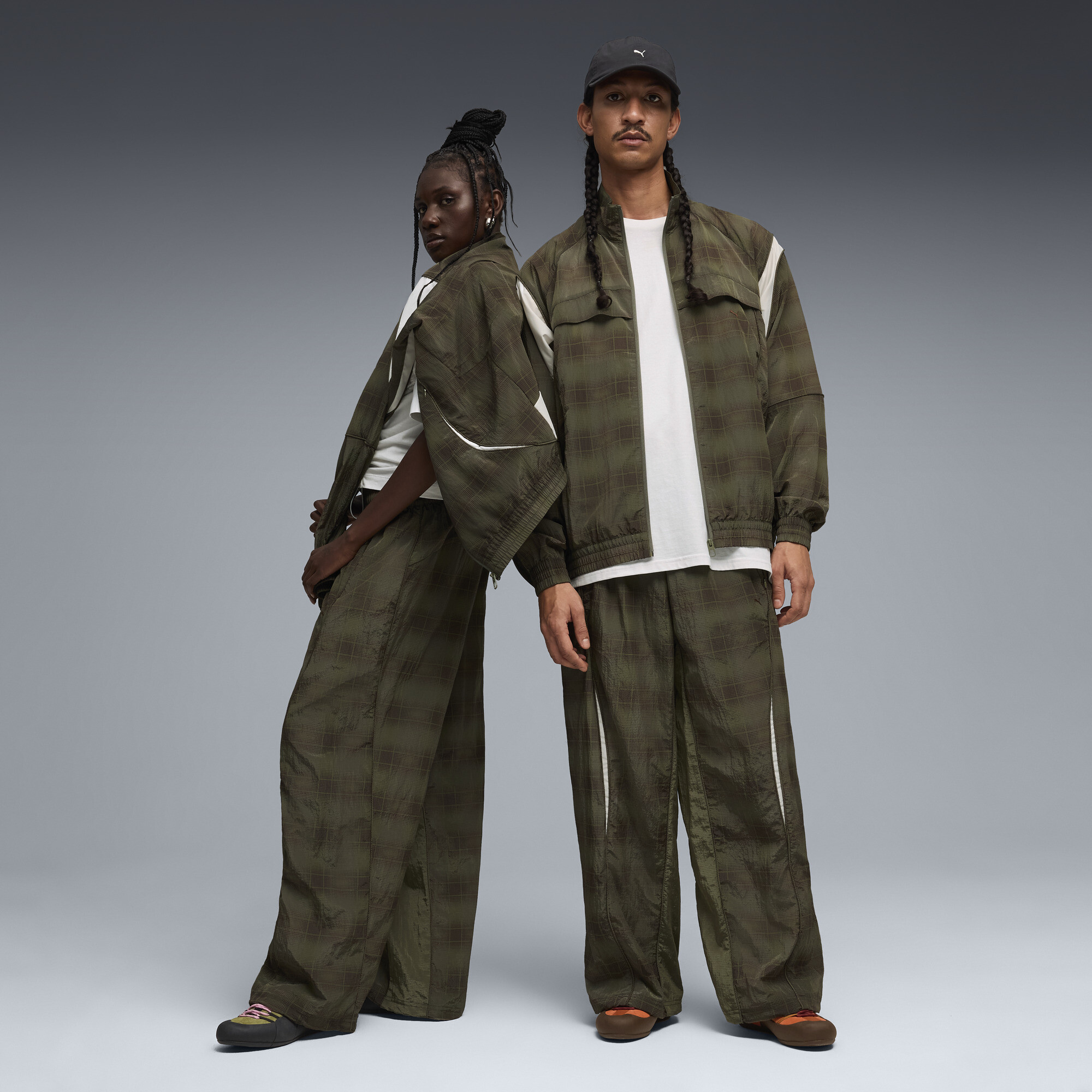 PUMA CLRT relaxte uniseks broek met print, Groen, Maat S thumbnail 6