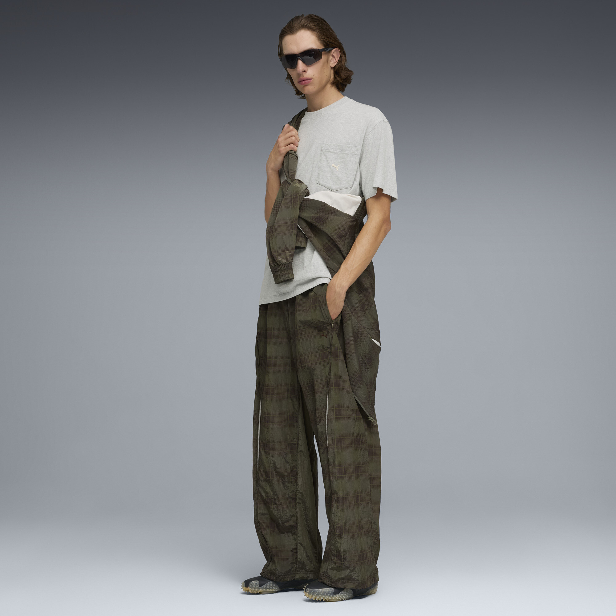 PUMA Select Essentials T-shirt met zak voor Heren, Grijs, Maat XS thumbnail 2