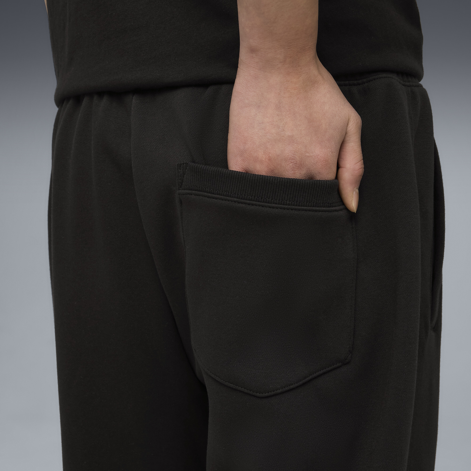 PUMA Select Essentials relaxte sweatpant voor Heren, Zwart, Maat L thumbnail 2