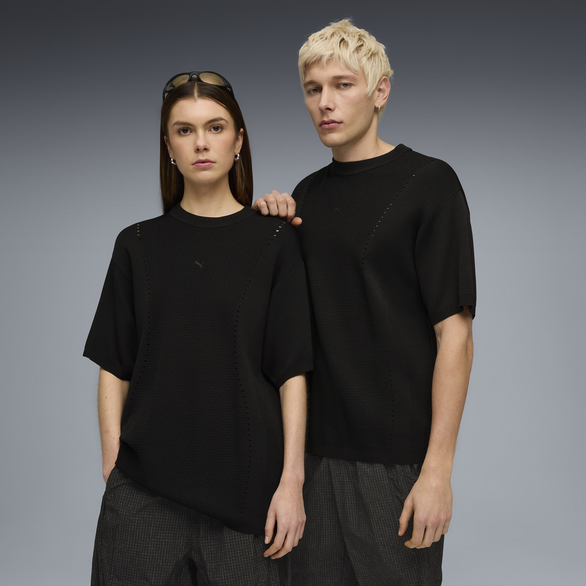 PUMA CLRT gebreid relaxed uniseks T-shirt, Zwart, Maat S