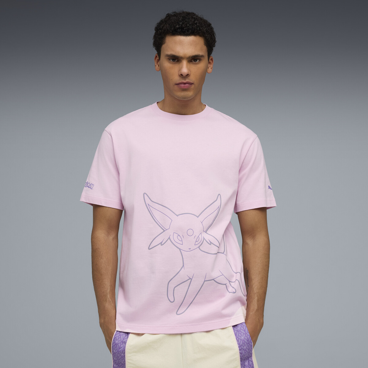 PUMA x POKÉMON Relaxed Graphic T-Shirt Men in Pearl Pink, XL