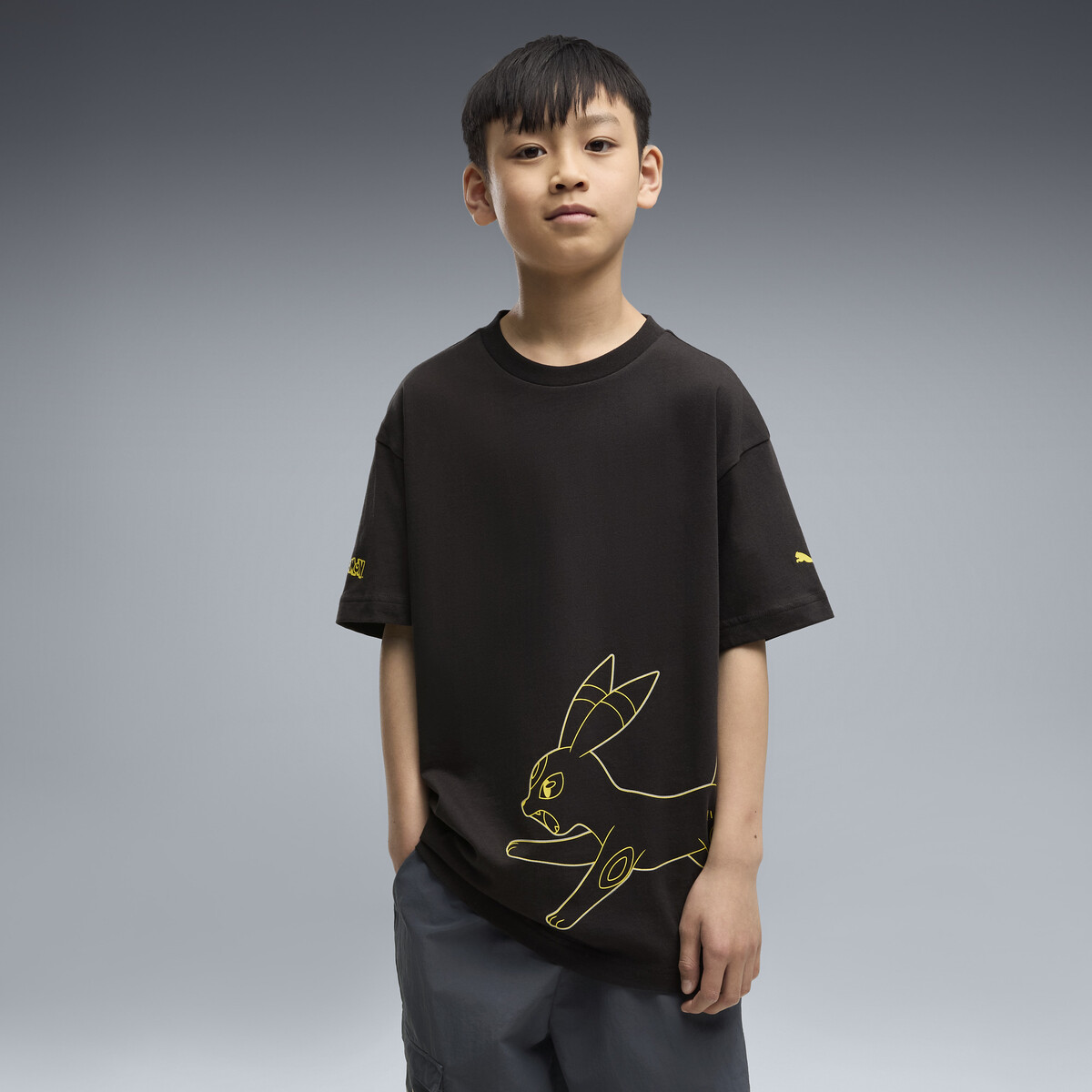 PUMA x POKÉMON Relaxed Graphic T-Shirt Youth in Black, 15-16Y