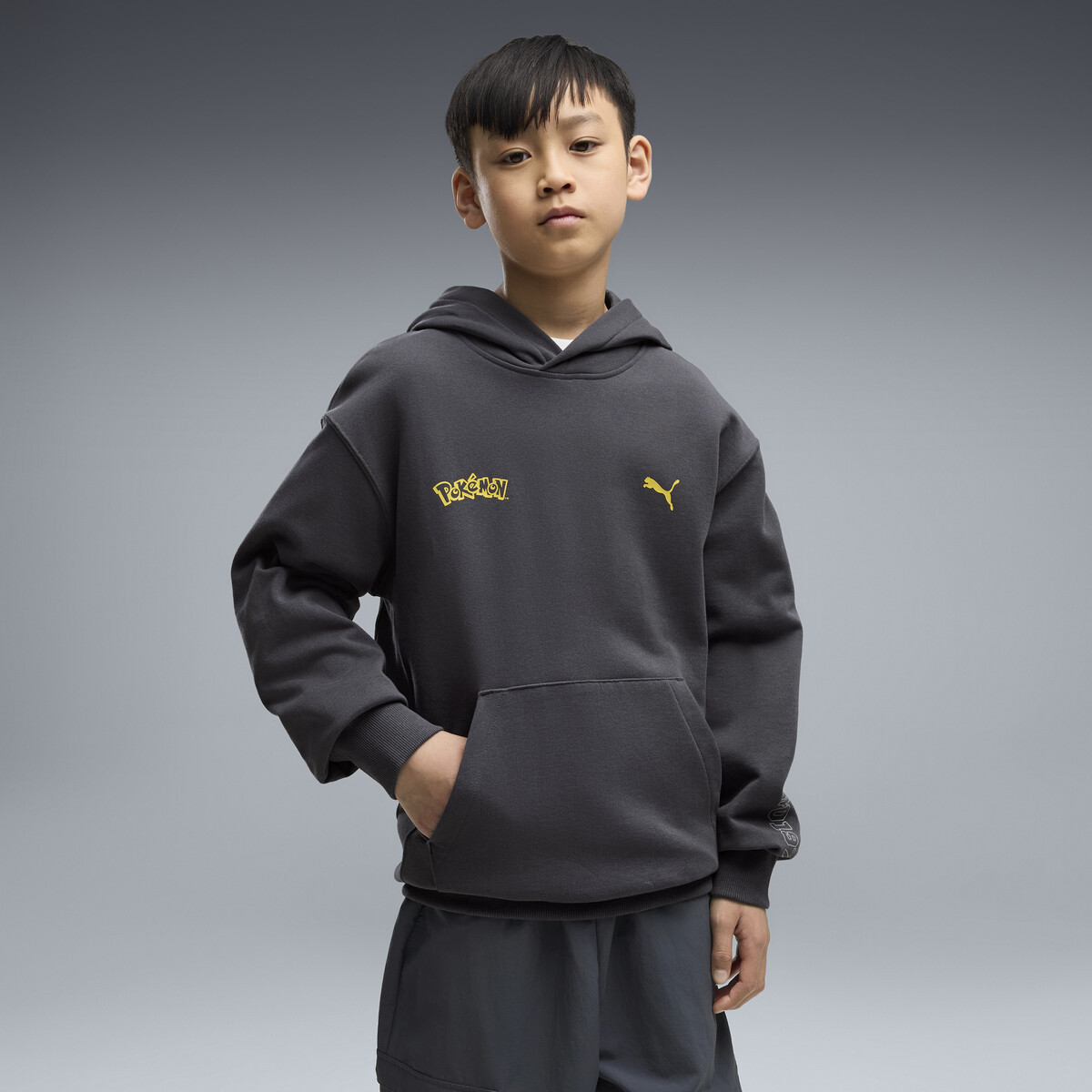 PUMA x POKÉMON Relaxed Graphic Hoodie Youth in Strong Gray, 9-10Y