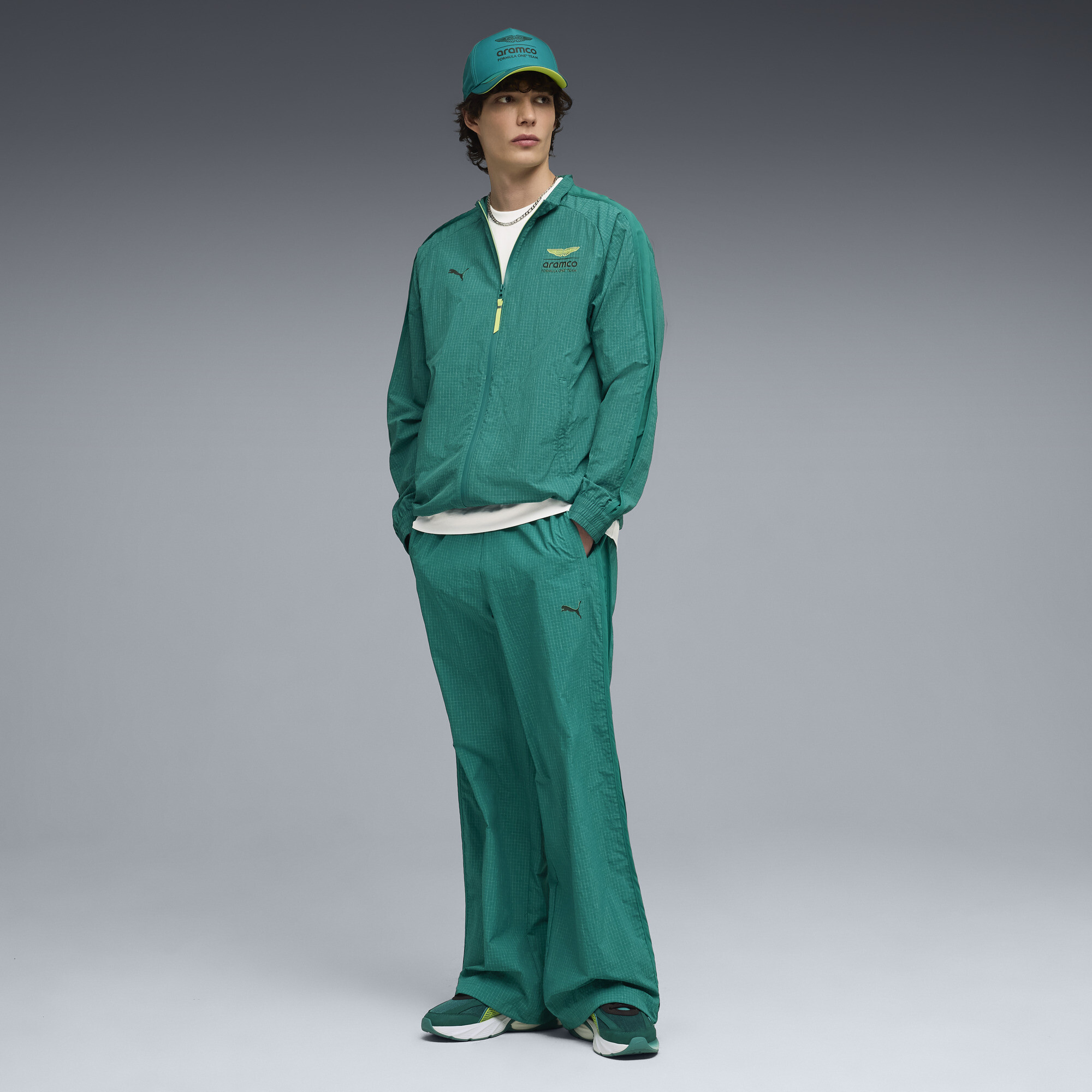 PUMA x ASTON MARTIN ARAMCO F1® TEAM Lifestyle T7 oversized broek voor Heren, Groen, Maat L thumbnail 2