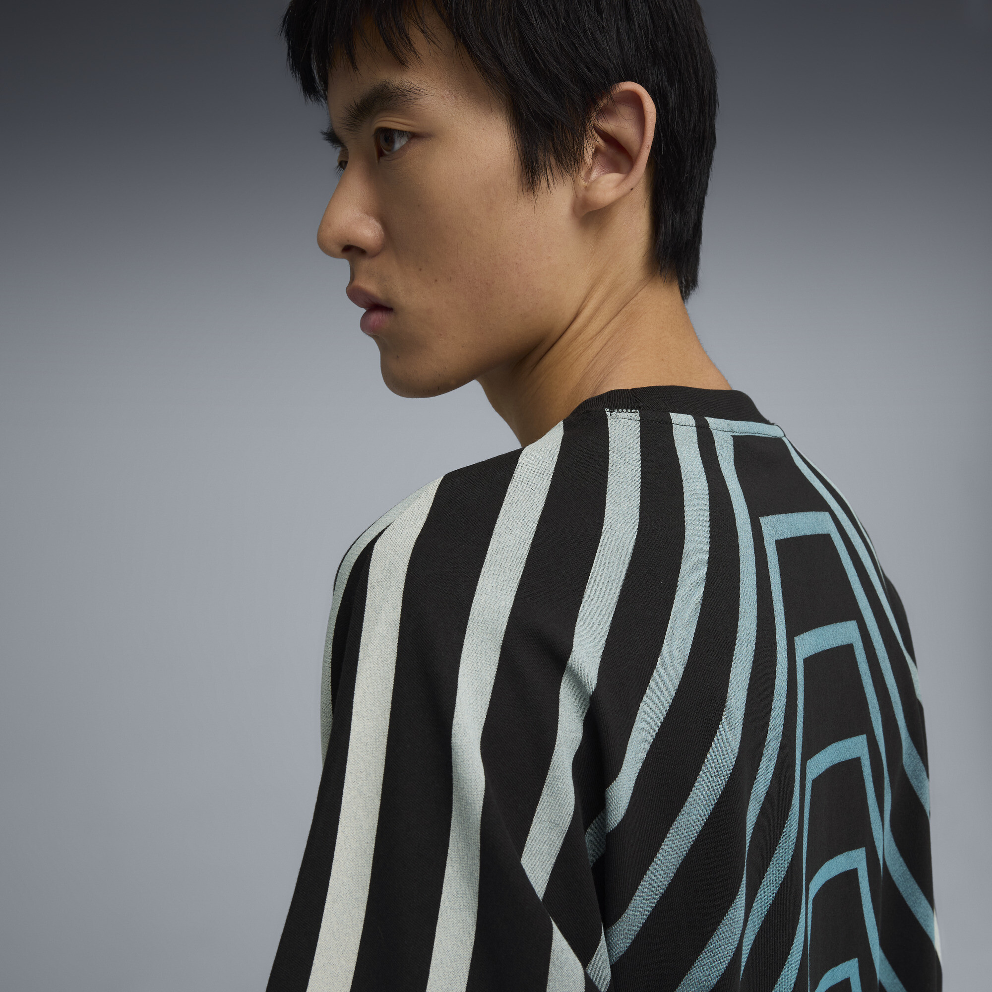 PUMA CLRT grafisch uniseks T-shirt, Zwart, Maat M thumbnail 7