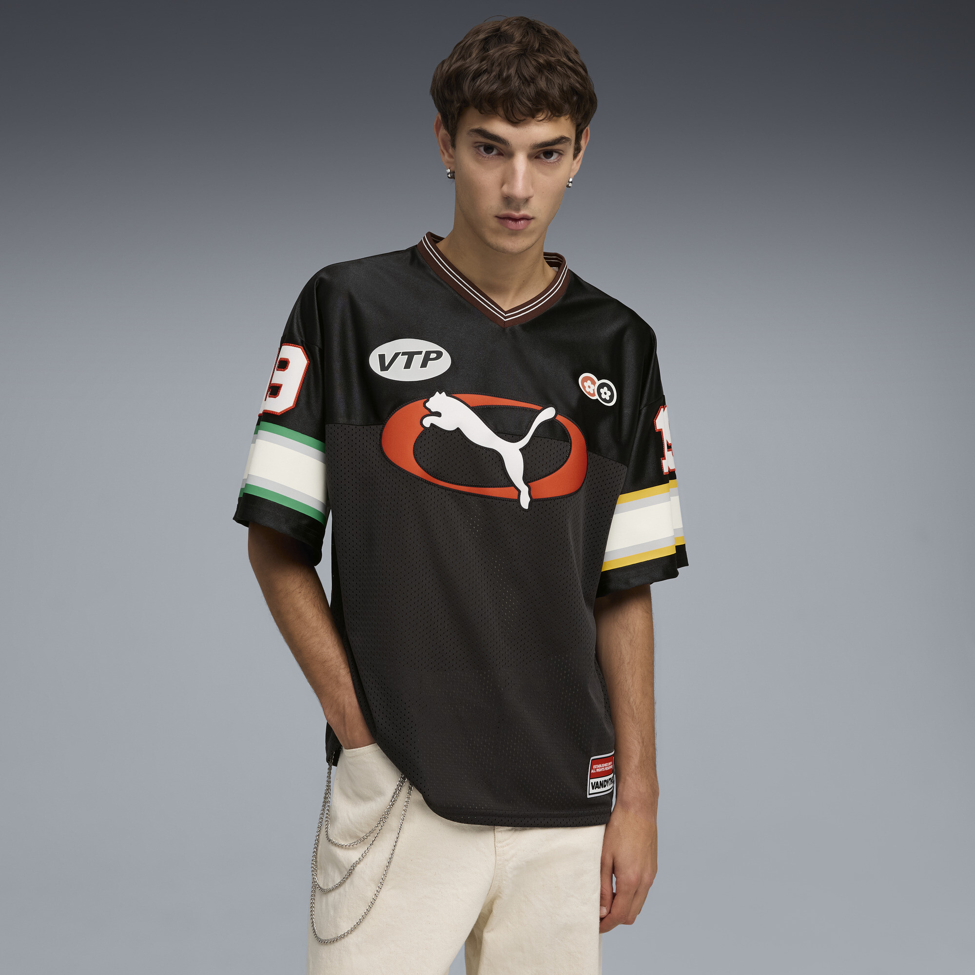 PUMA PUMA X Vandythepink Graphic V-Neck Short Sleeve Replica Jersey