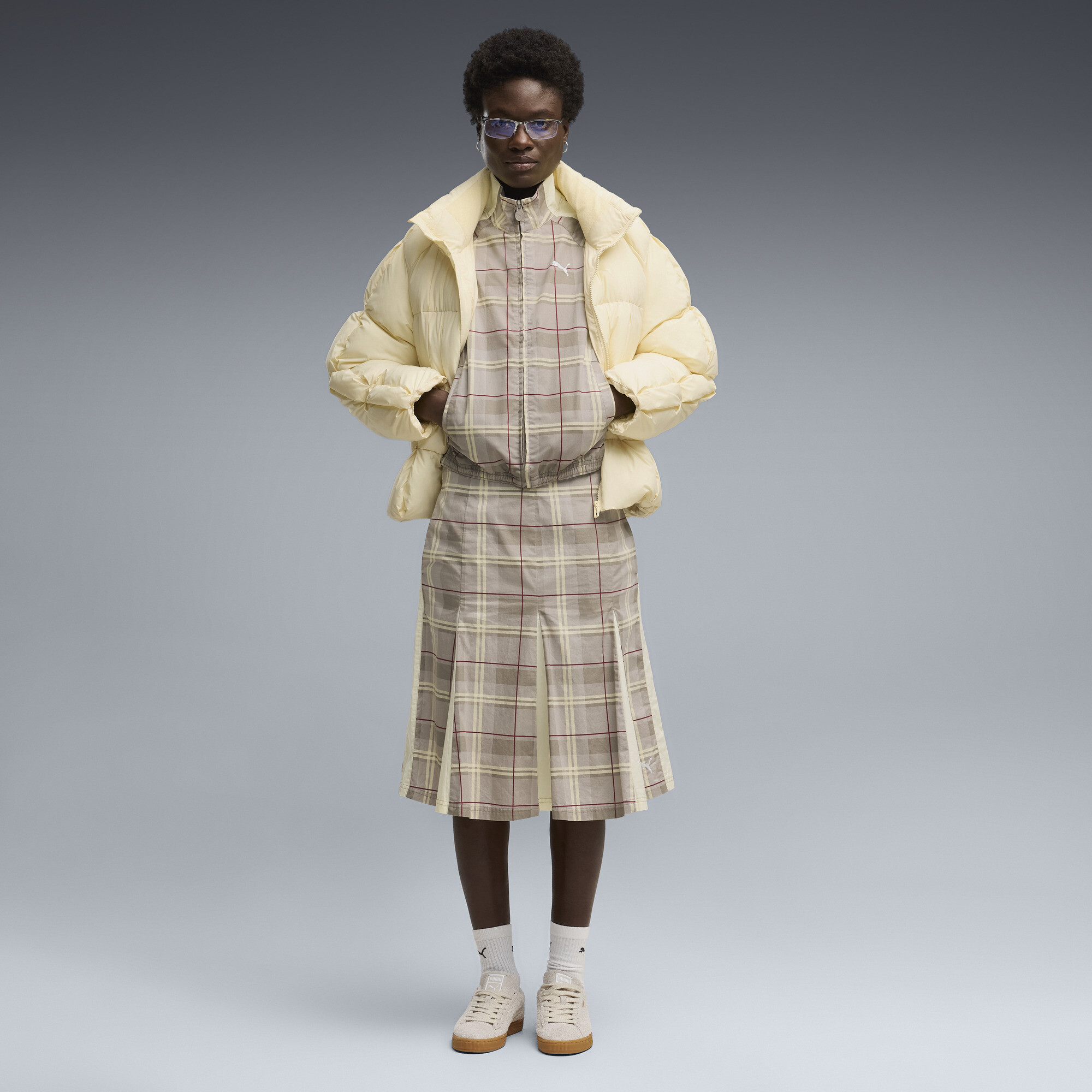 PUMA Jupe midi plisse Tartan T7 Femme Vtements Beige S 75 €