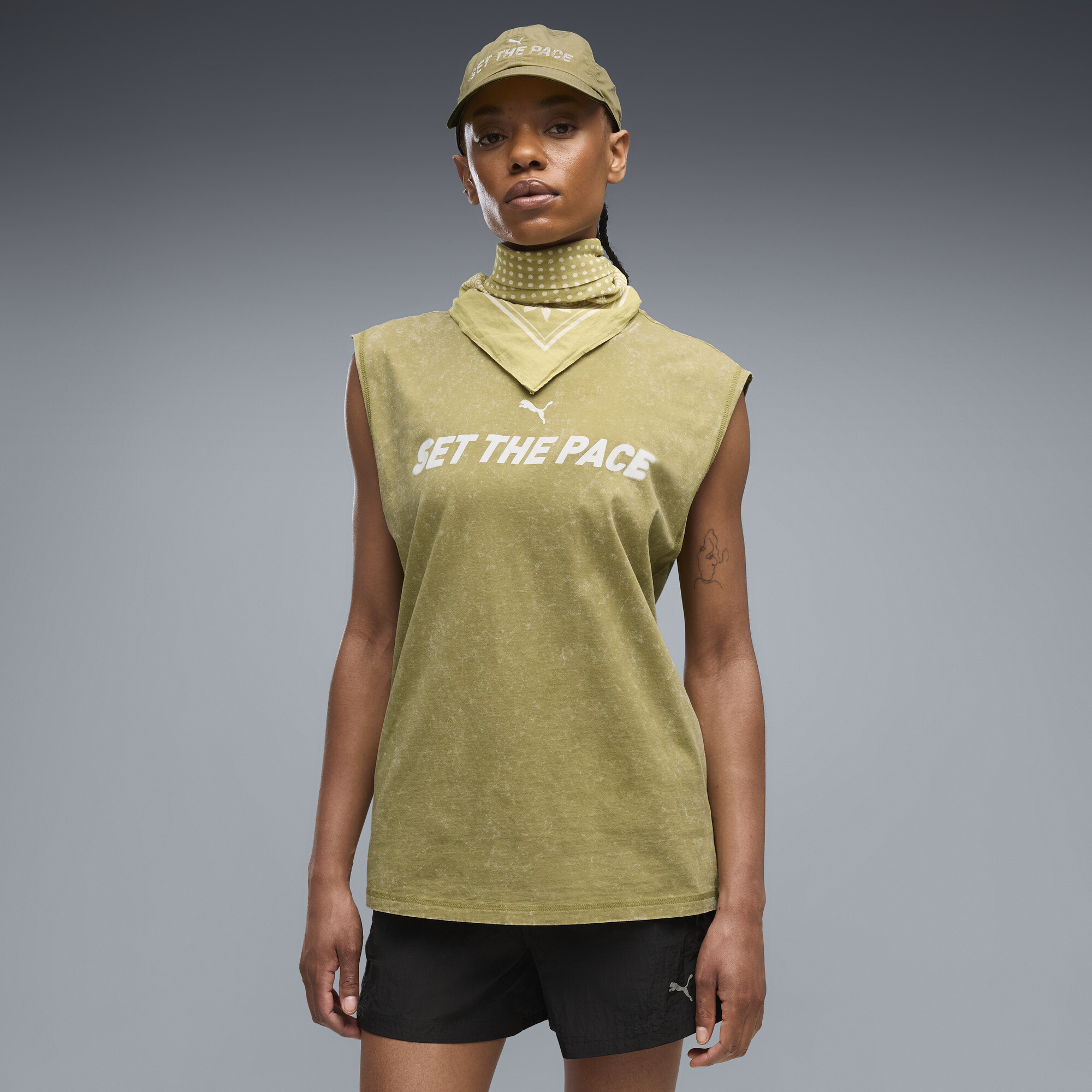 PUMA Run Culture Collective Relaxed Washed Graphic Ärmelloses T-Shirt Damen, Kleidung, Braun, M