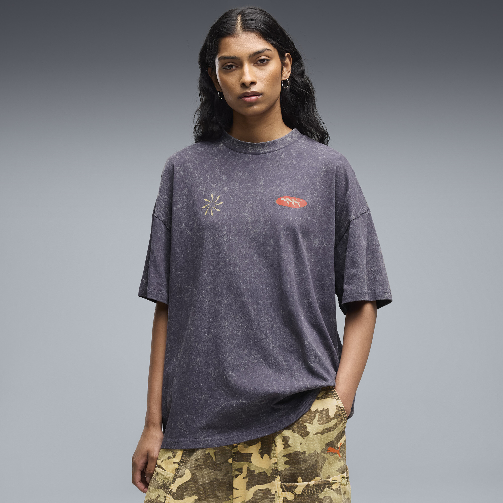 FUTURE.PUMA.ARCHIVE Washed Oversized Graphic T-Shirt Damen, Kleidung, Grau, M