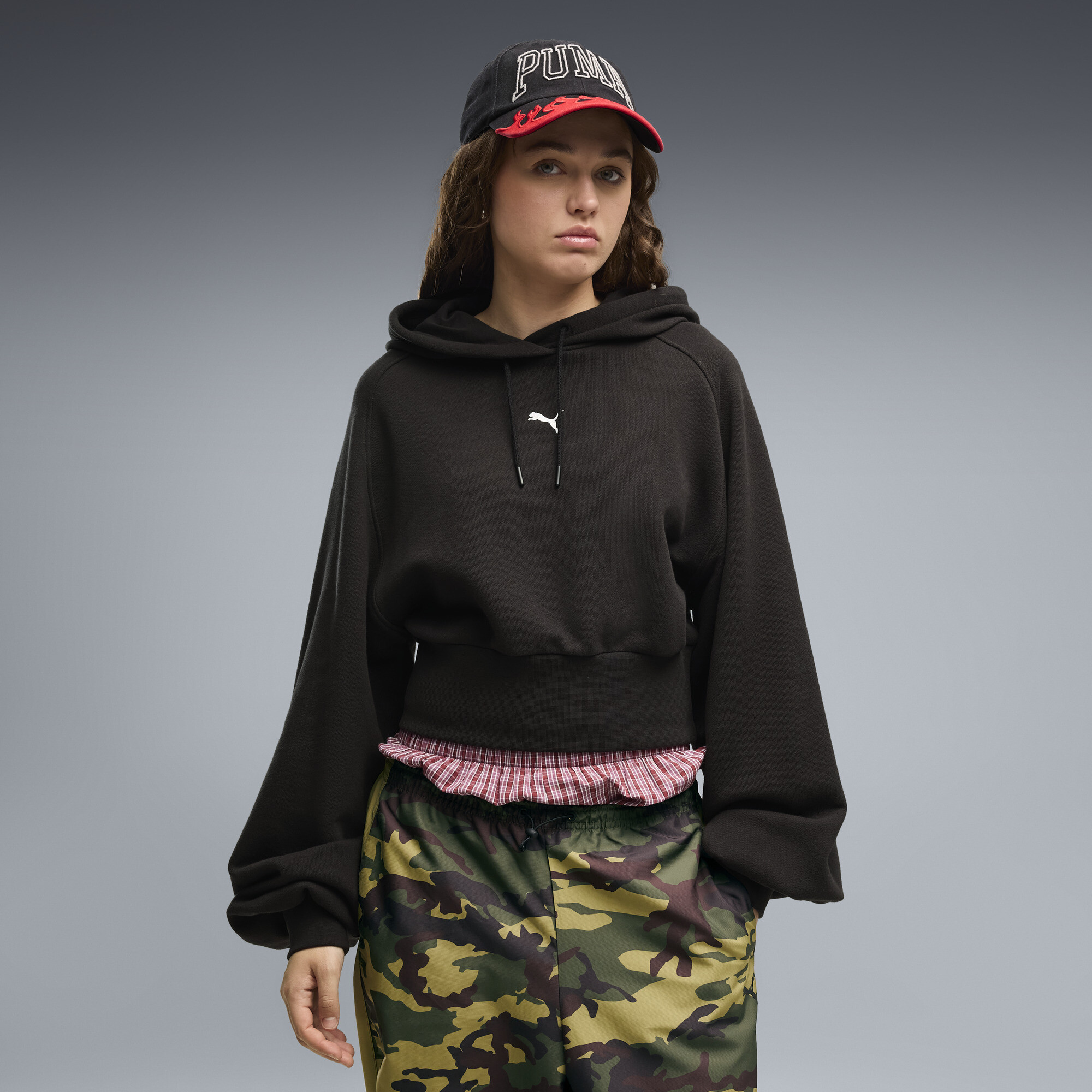 PUMA Essentials Women's Cropped Balloon Sleeve Hoodie in Black, Size L