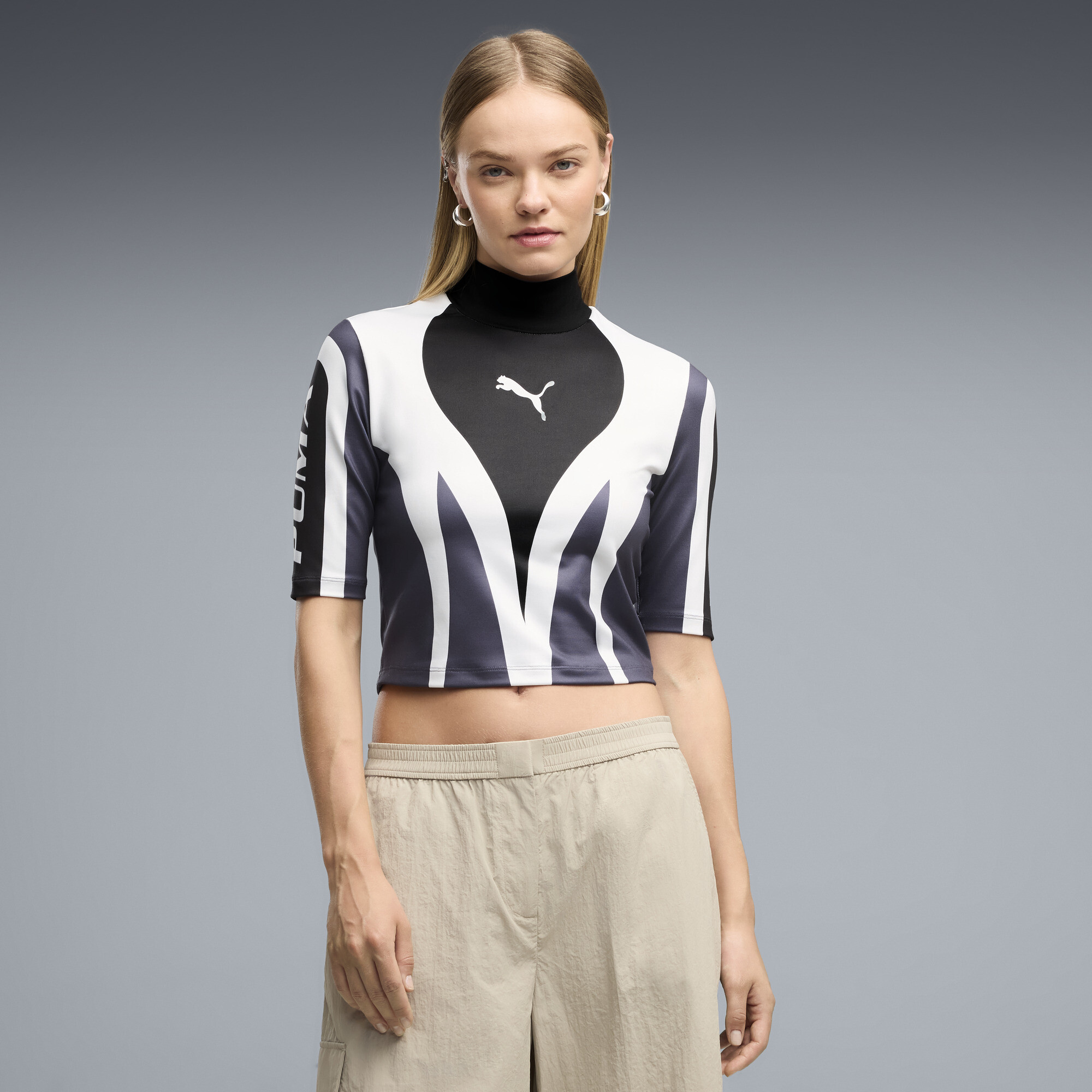 Polera ajustada FUTURE.PUMA.ARCHIVE Moto para mujer