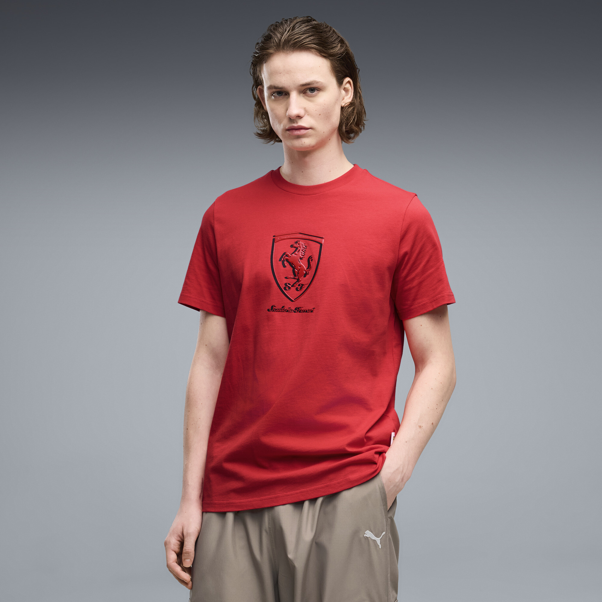 Polera Ferrari Tonal Shield para hombre
