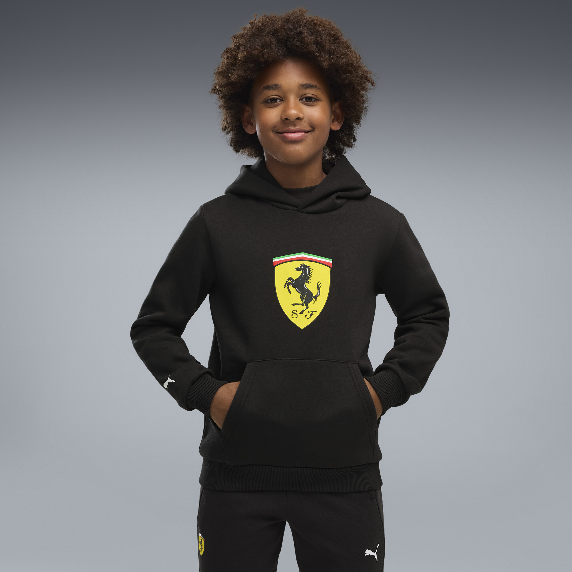 Chandail à capuchon Scuderia Ferrari pour enfant et adolescent, Noir, Jeune M | 637033_01