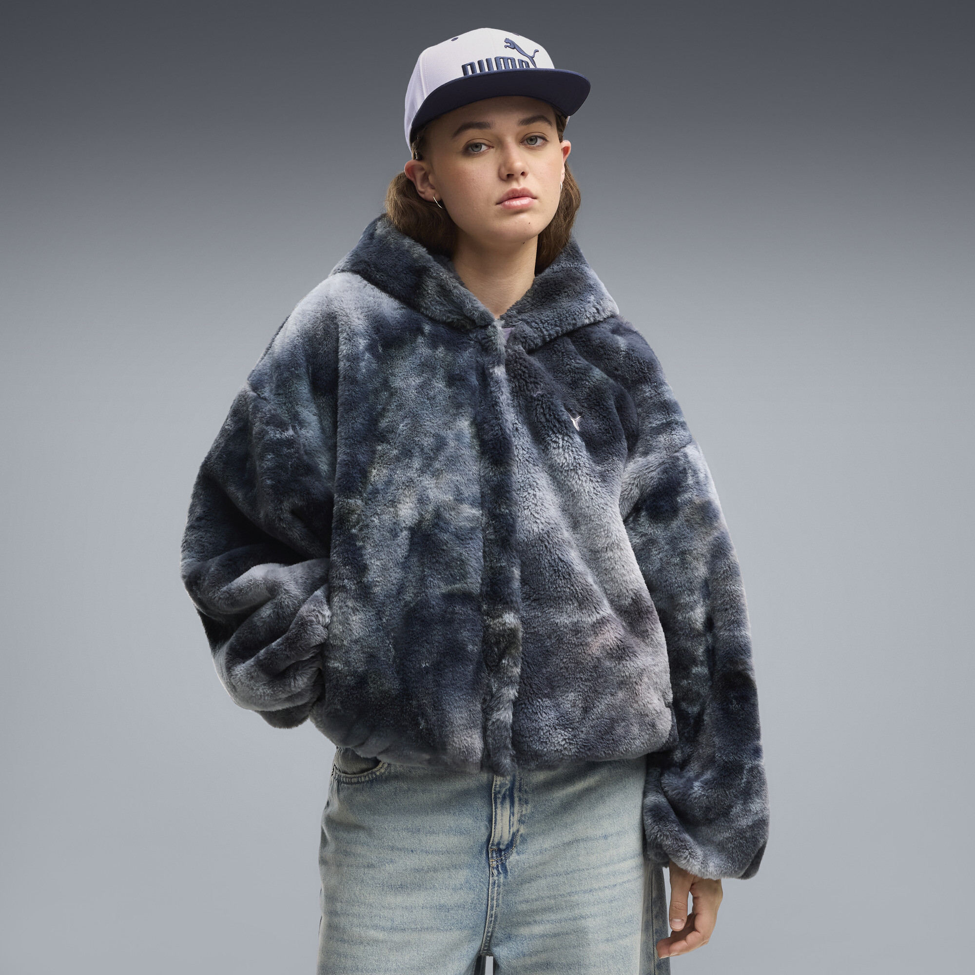 PUMA Street Glam Highloft Oversized Jacke Damen, Kleidung, Grau, L