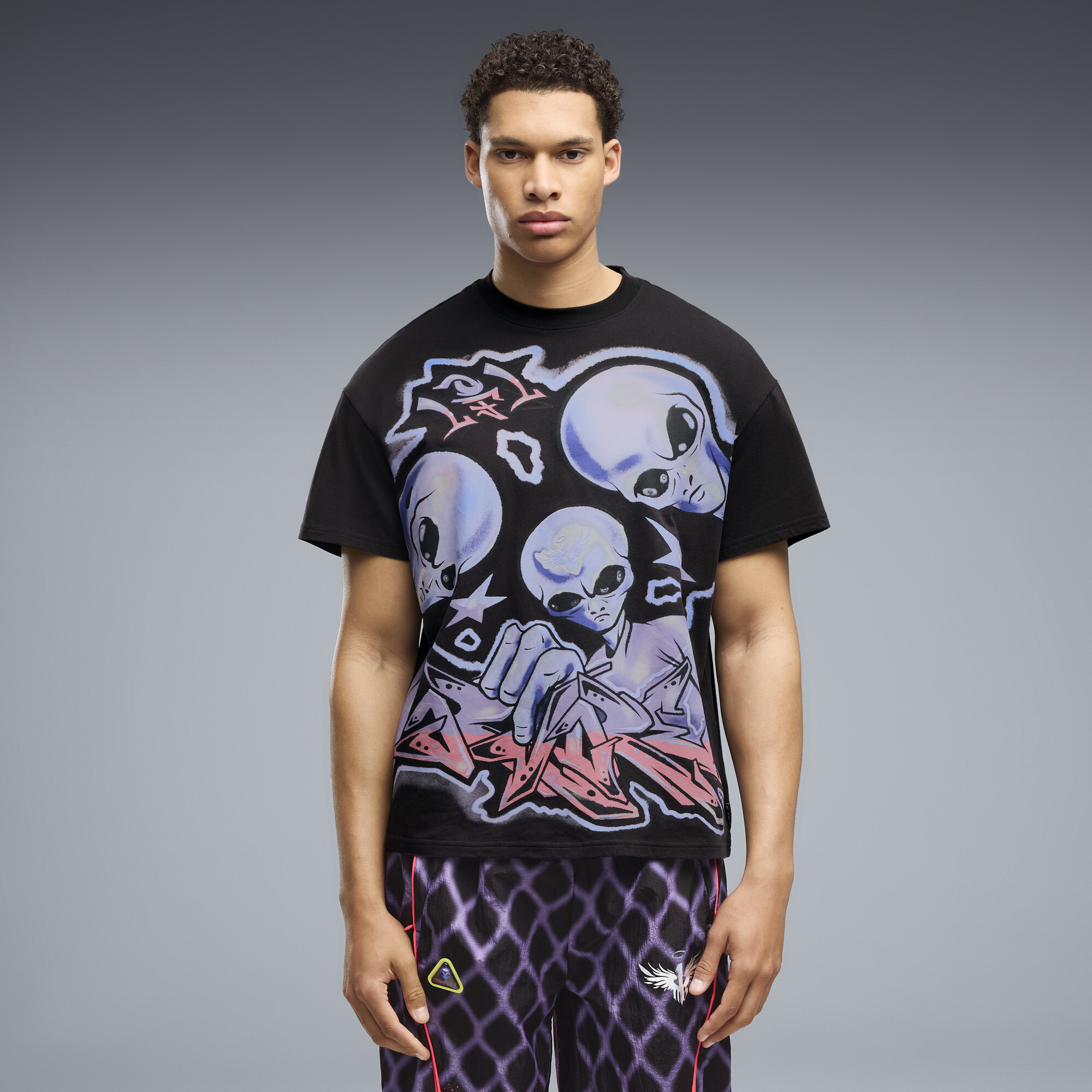 PUMA Melo Asteriks Oversized T-Shirt Herren, Kleidung, Schwarz, XS