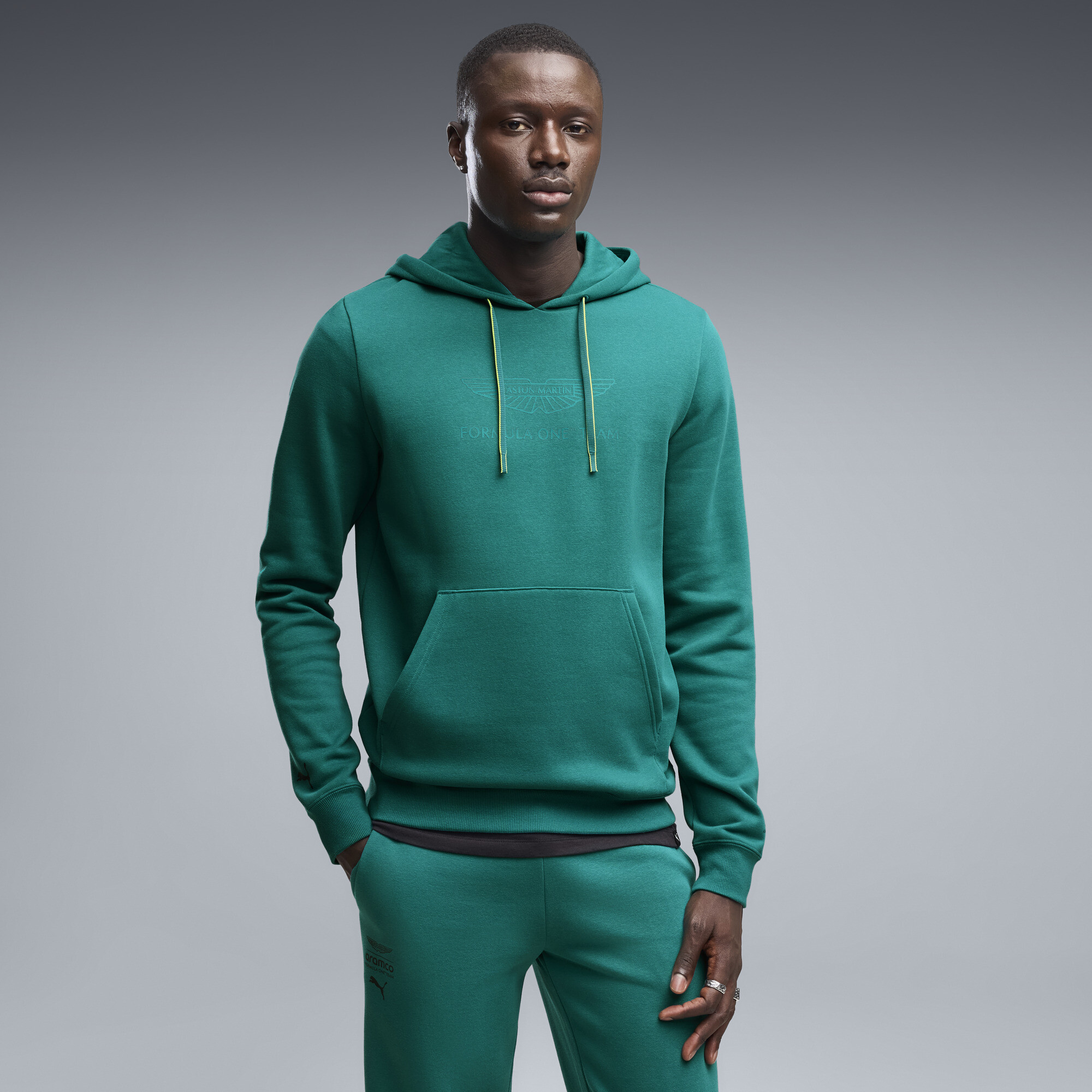 Polerón PUMA x ASTON MARTIN ARAMCO F1® TEAM Essentials para hombre