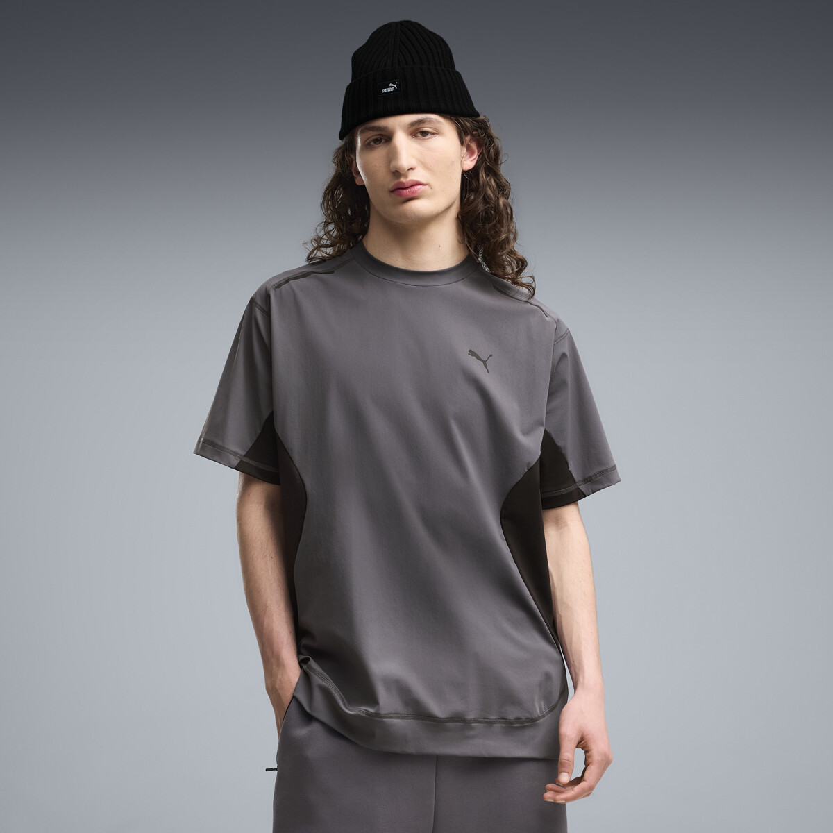 PUMATECH Relaxed Warp Knit T-Shirt Men in Moody Gray, XS