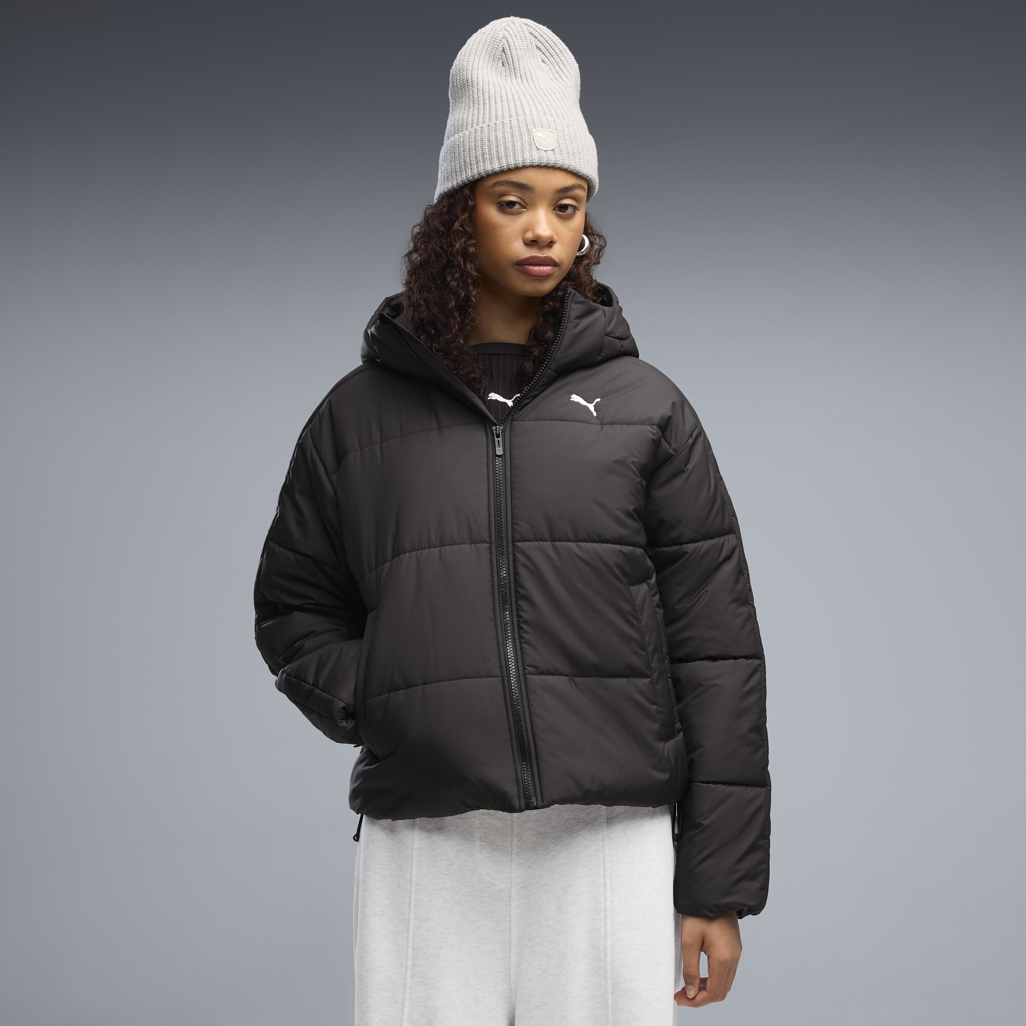 PUMA Essentials relaxed gewatteerd jack met capuchon voor Dames, Zwart, Maat S