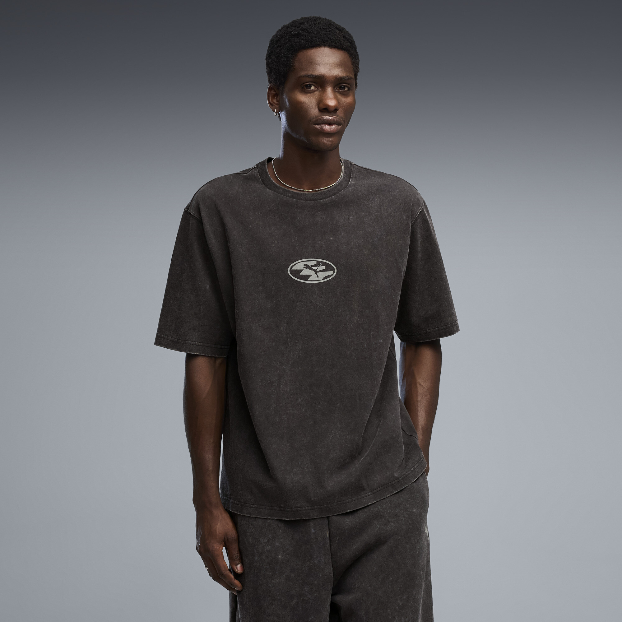 PUMA Graphic T-Shirt Unisex, Accessoires, Schwarz, M