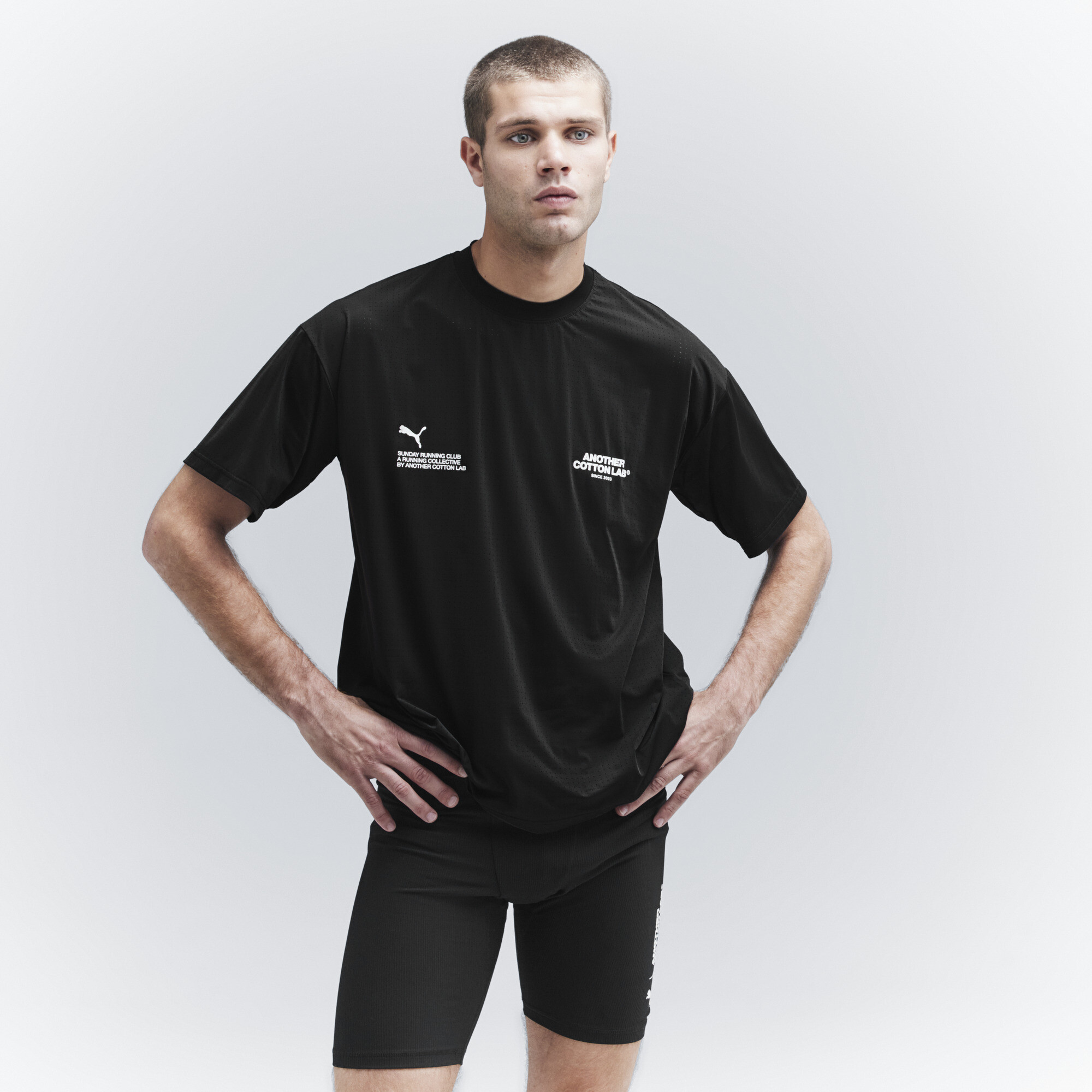 Koszulka unisex PUMA x ANOTHER COTTON LAB Sunday Running Club, Odzież, Czarny, M