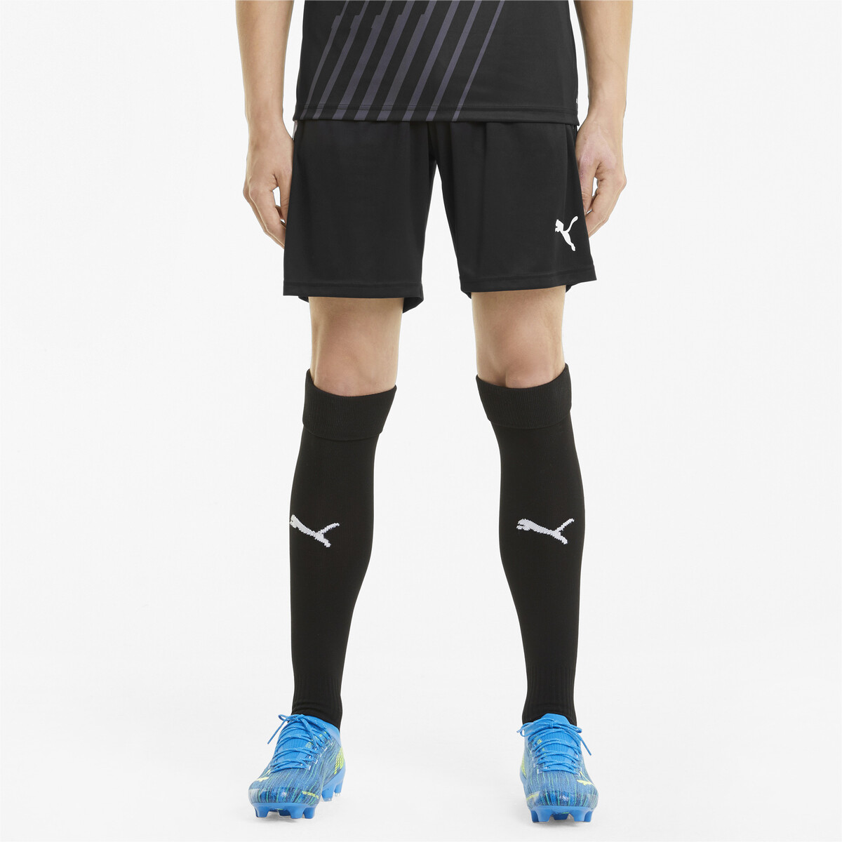 teamLIGA Training Football Shorts Men in Black/White by PUMA, Large